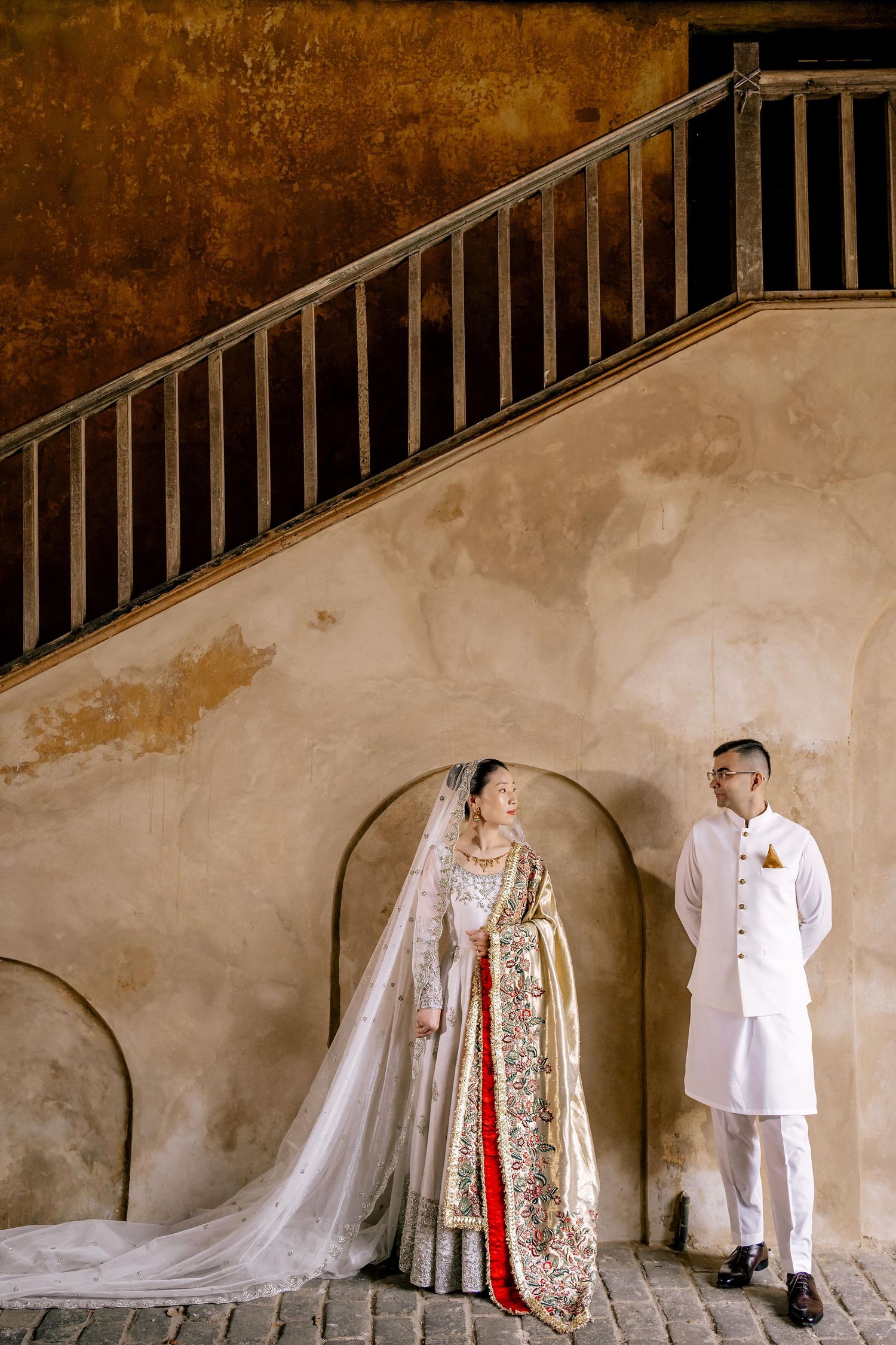 Destination Wedding Photographer in Sri Lanka | Timeless, luxury wedding photography by ENAMOUR STUDIO.
