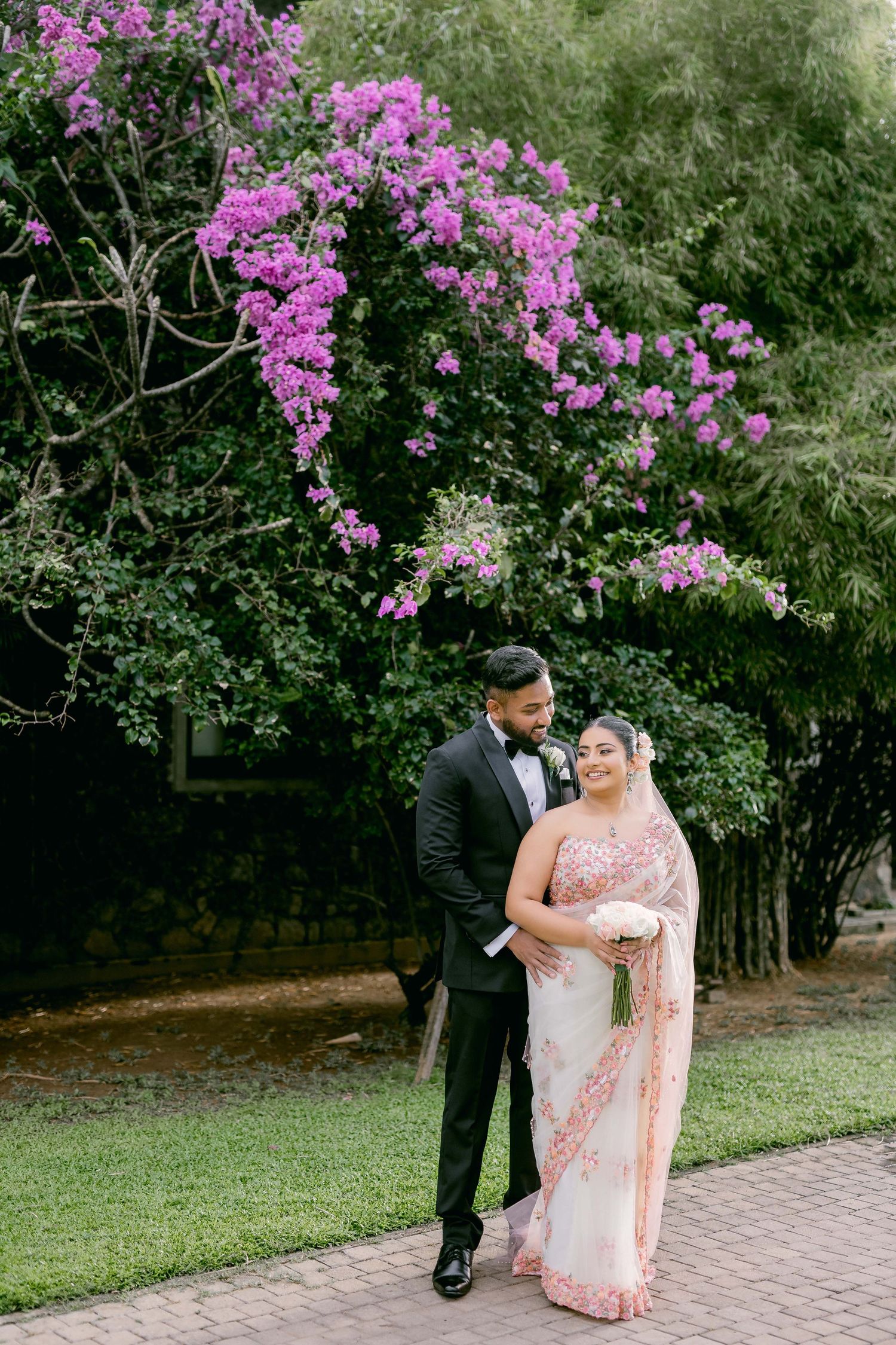Destination Wedding Photographer in Sri Lanka | Timeless, luxury wedding photography by ENAMOUR STUDIO.