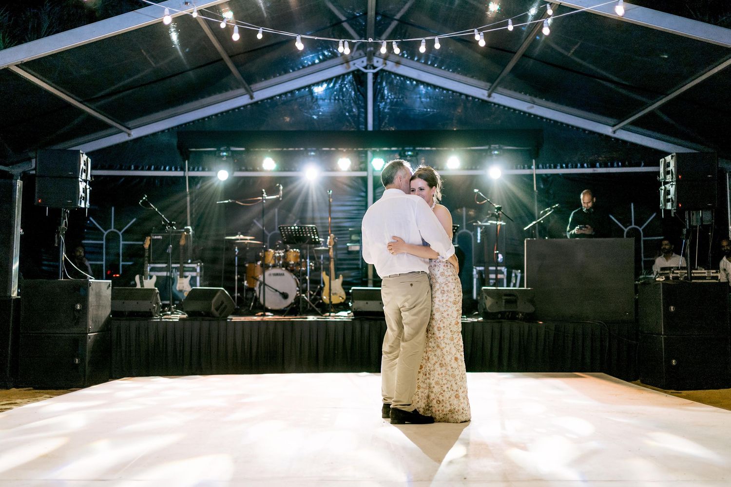 Destination Wedding Photographer in Sri Lanka | Timeless, luxury wedding photography by ENAMOUR STUDIO.