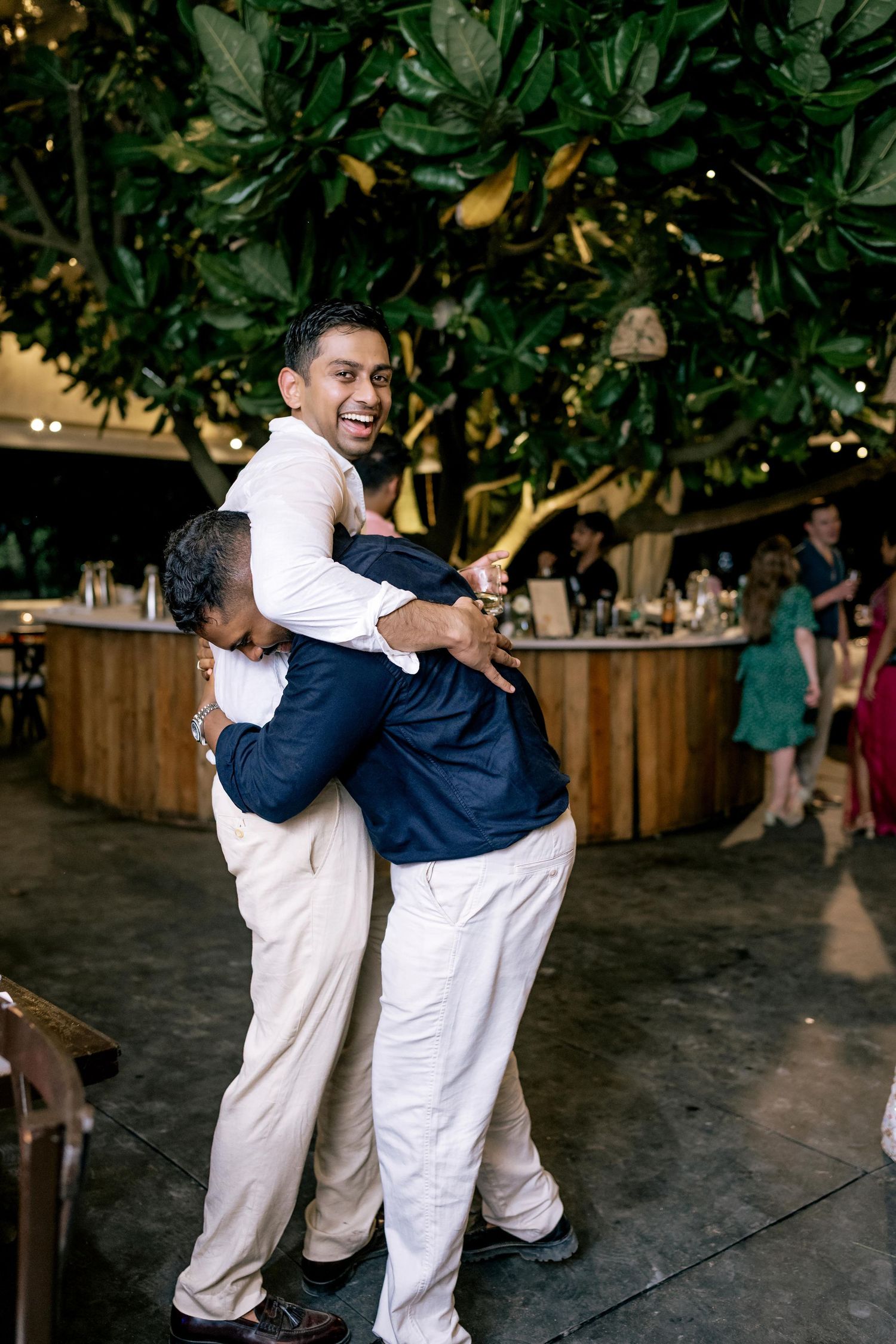 Destination Wedding Photographer in Sri Lanka | Timeless, luxury wedding photography by ENAMOUR STUDIO.