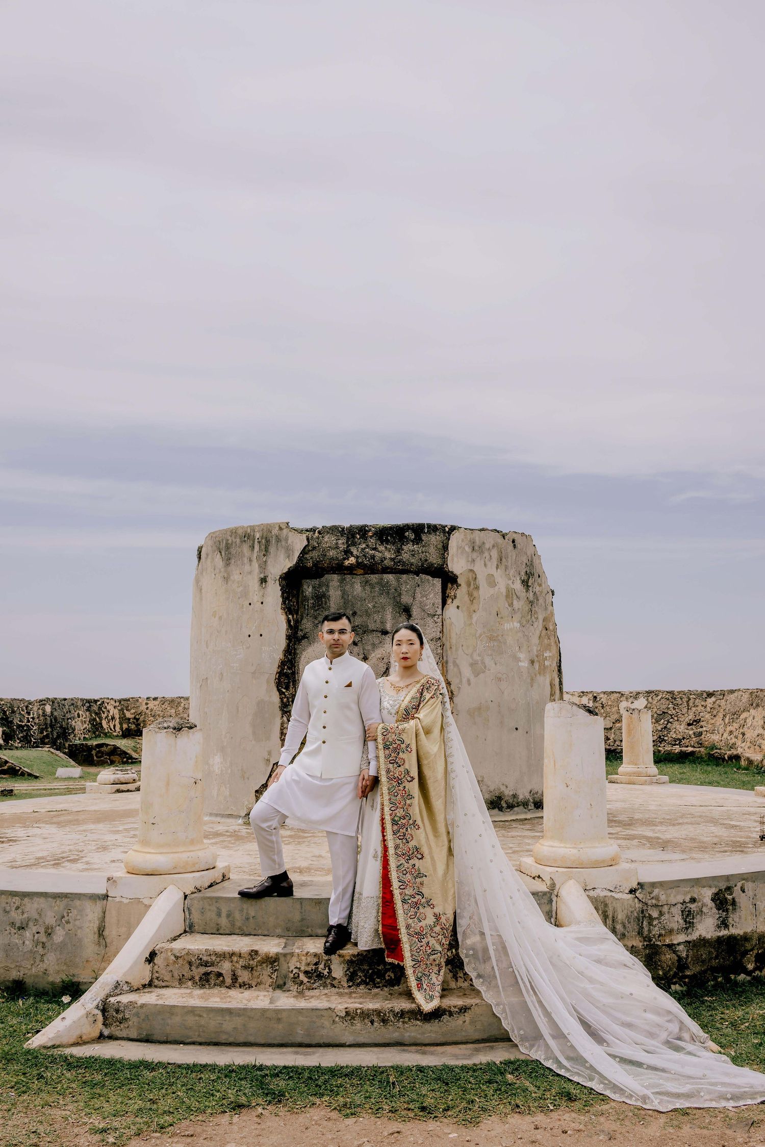 Destination Wedding Photographer in Sri Lanka | Timeless, luxury wedding photography by ENAMOUR STUDIO.