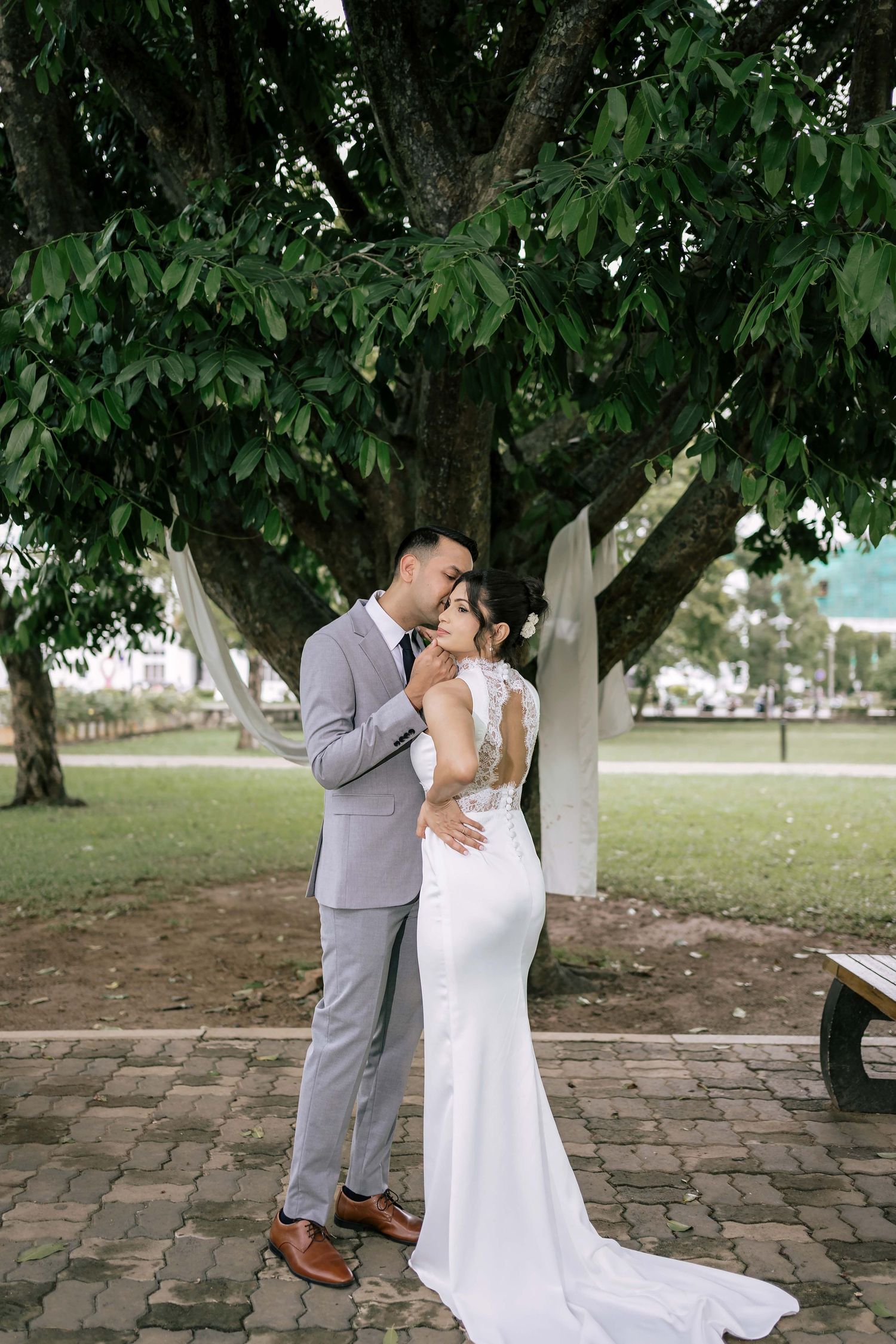 Destination Wedding Photographer in Sri Lanka | Timeless, luxury wedding photography by ENAMOUR STUDIO.