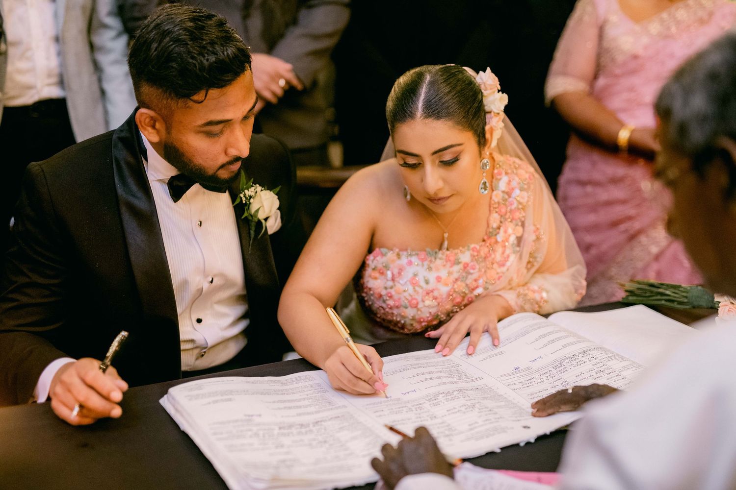 Destination Wedding Photographer in Sri Lanka | Timeless, luxury wedding photography by ENAMOUR STUDIO.