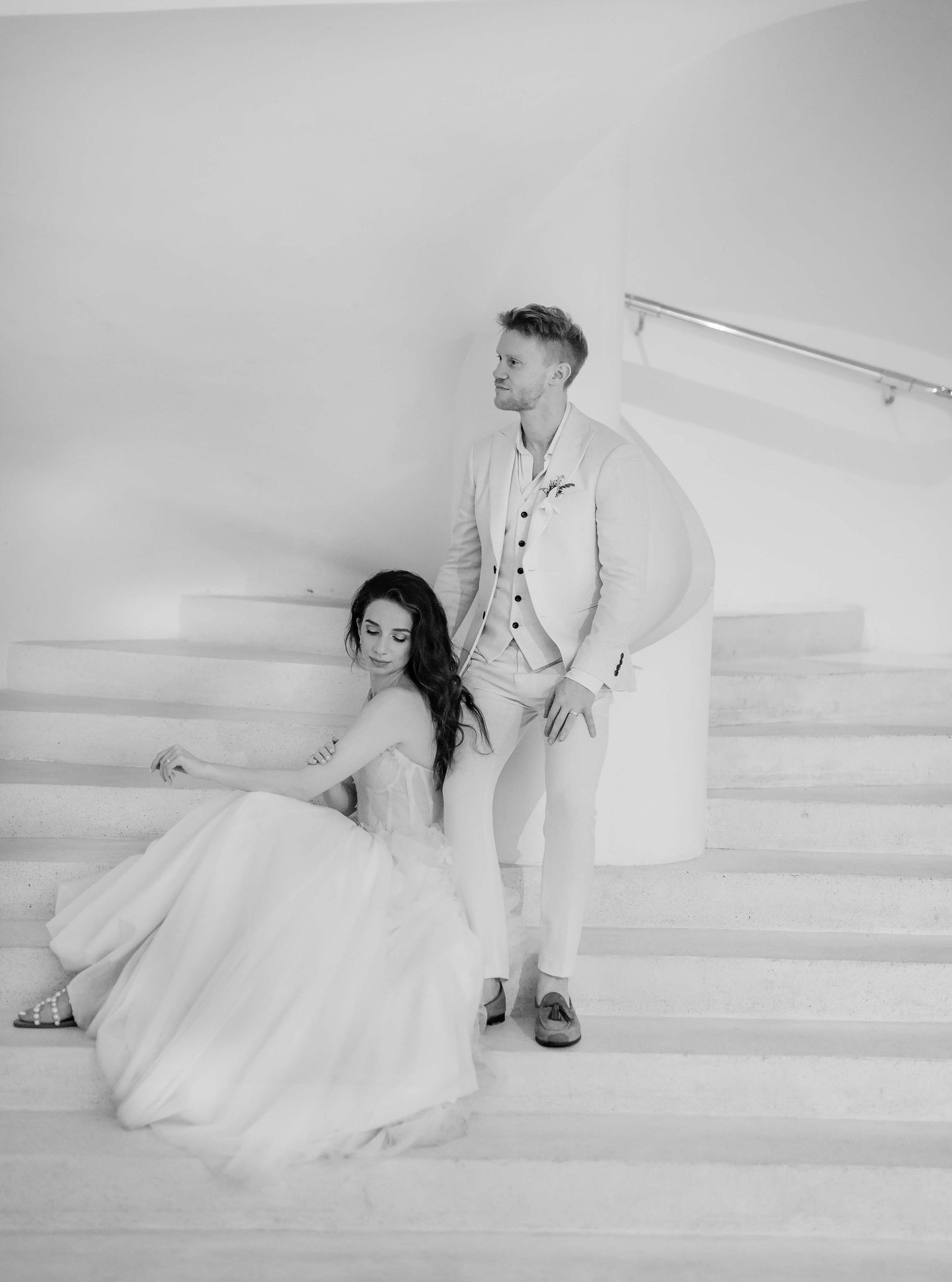 Destination Wedding Photographer in Sri Lanka | Timeless, luxury wedding photography by ENAMOUR STUDIO.