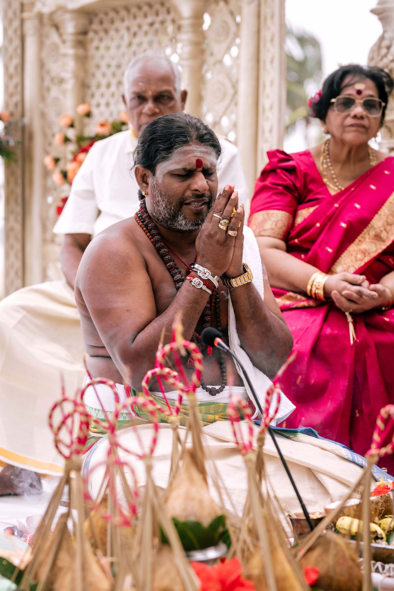 Destination Wedding Photographer in Sri Lanka | Timeless, luxury wedding photography by ENAMOUR STUDIO.