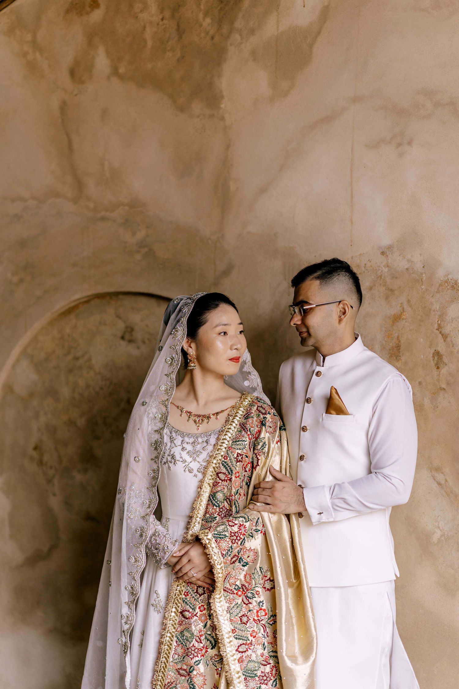 Destination Wedding Photographer in Sri Lanka | Timeless, luxury wedding photography by ENAMOUR STUDIO.