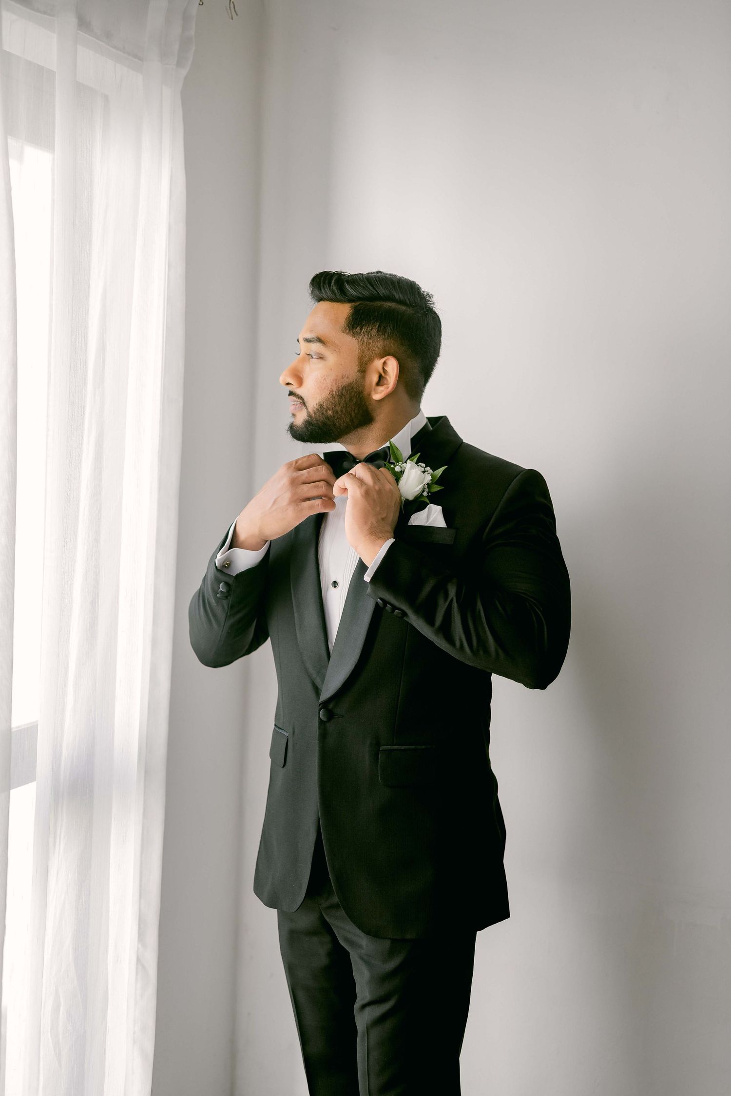 Destination Wedding Photographer in Sri Lanka | Timeless, luxury wedding photography by ENAMOUR STUDIO.