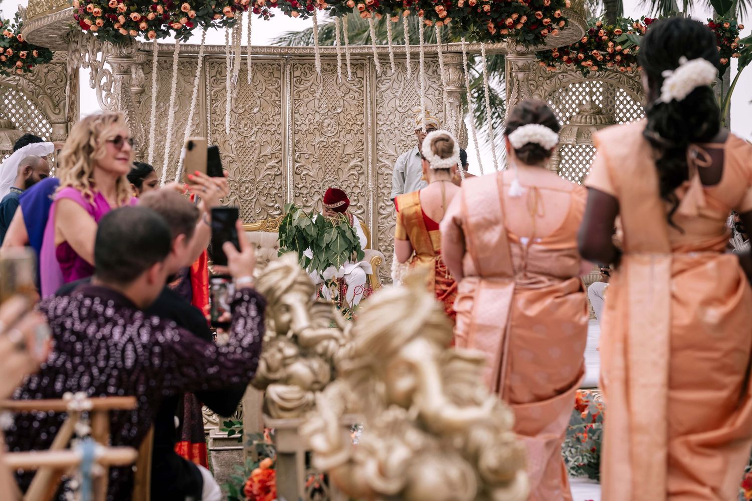 Destination Wedding Photographer in Sri Lanka | Timeless, luxury wedding photography by ENAMOUR STUDIO.