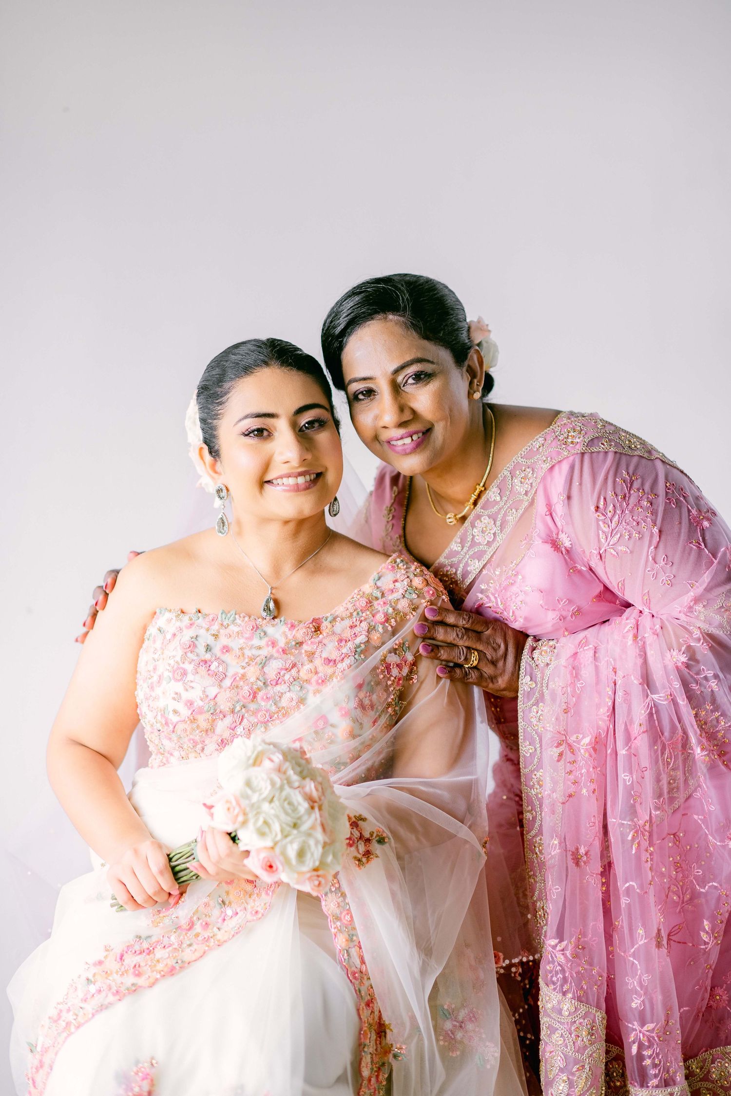Destination Wedding Photographer in Sri Lanka | Timeless, luxury wedding photography by ENAMOUR STUDIO.