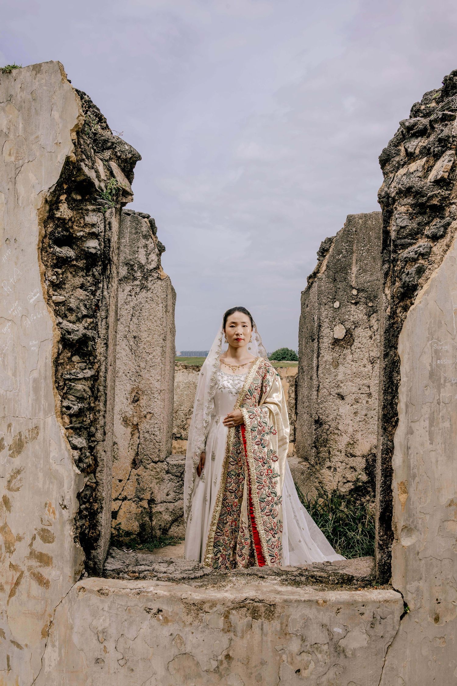 Destination Wedding Photographer in Sri Lanka | Timeless, luxury wedding photography by ENAMOUR STUDIO.