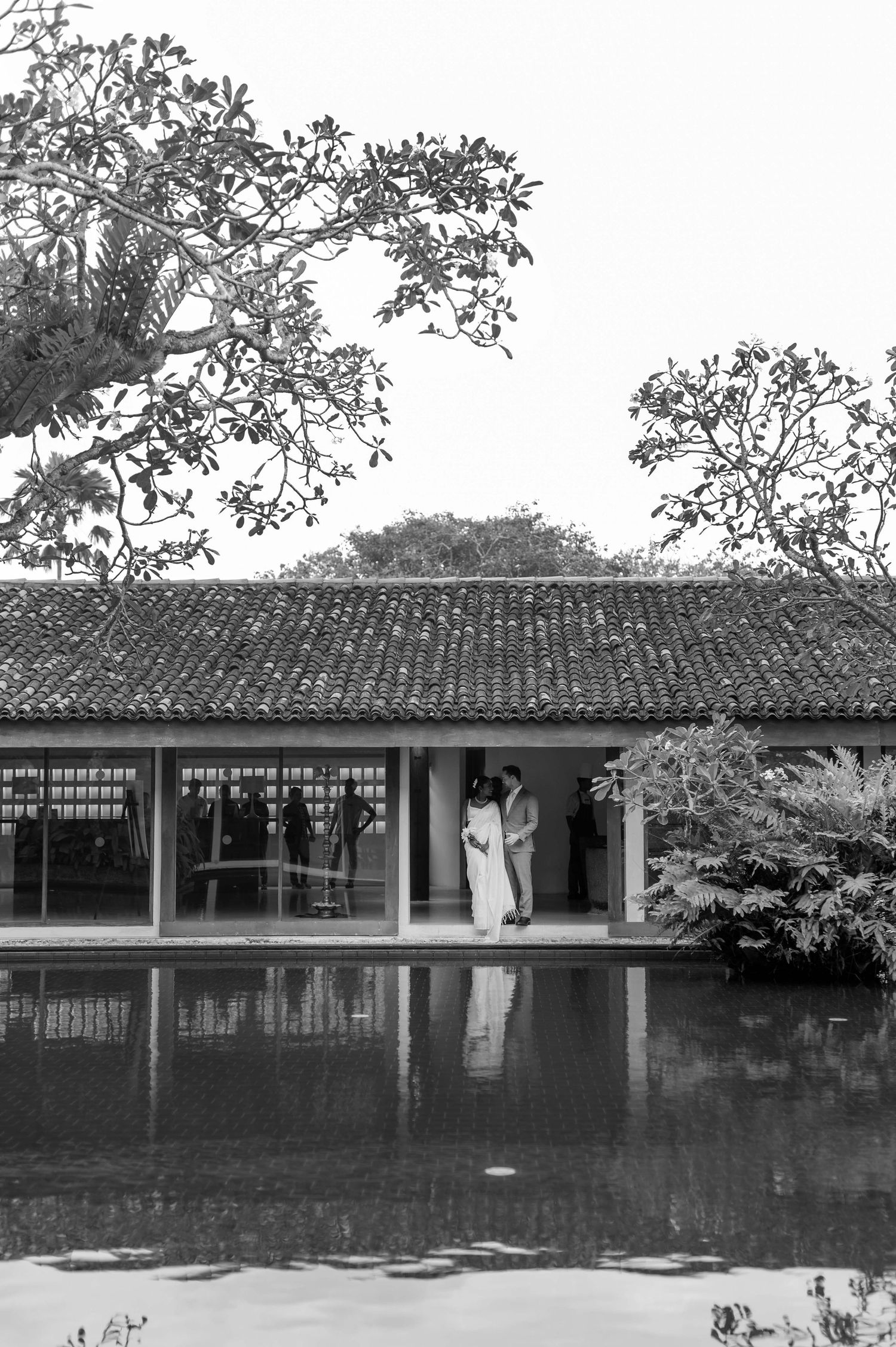 Destination Wedding Photographer in Sri Lanka | Timeless, luxury wedding photography by ENAMOUR STUDIO.