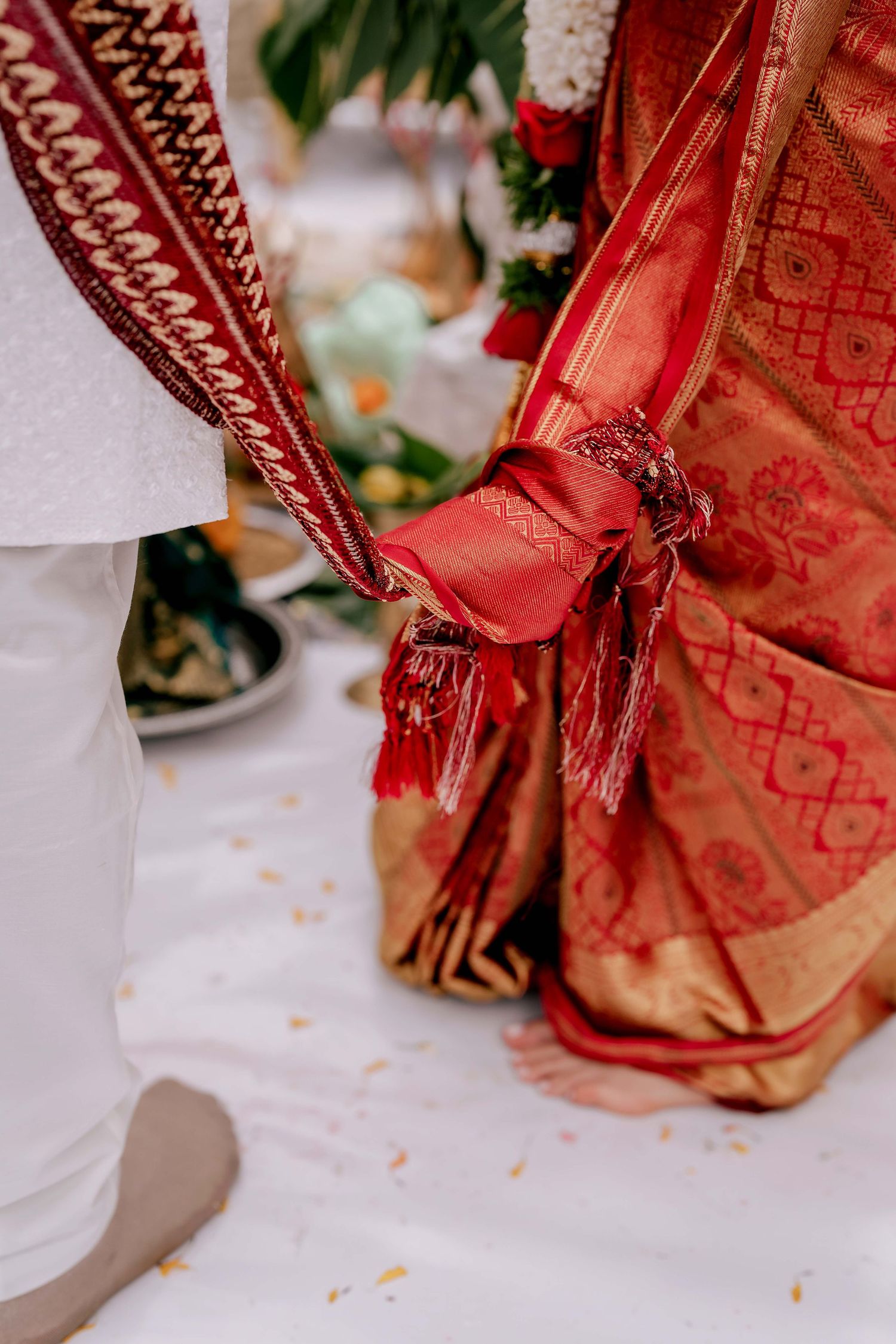 Destination Wedding Photographer in Sri Lanka | Timeless, luxury wedding photography by ENAMOUR STUDIO.