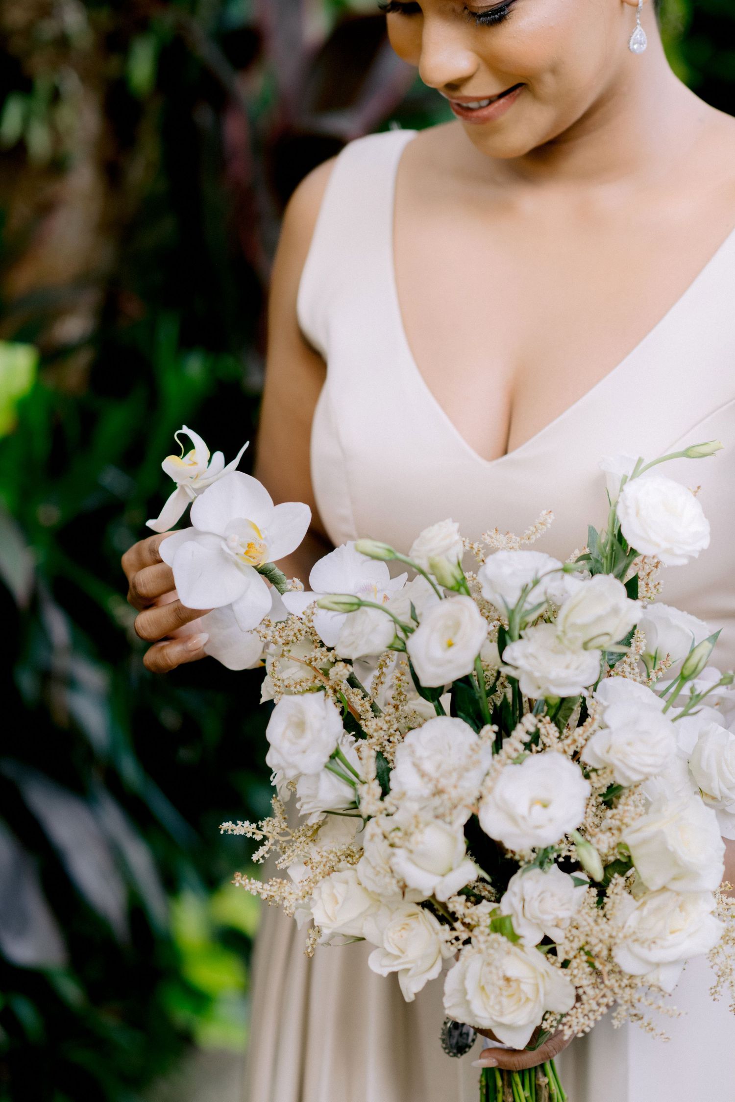 Destination Wedding Photographer in Sri Lanka | Timeless, luxury wedding photography by ENAMOUR STUDIO.