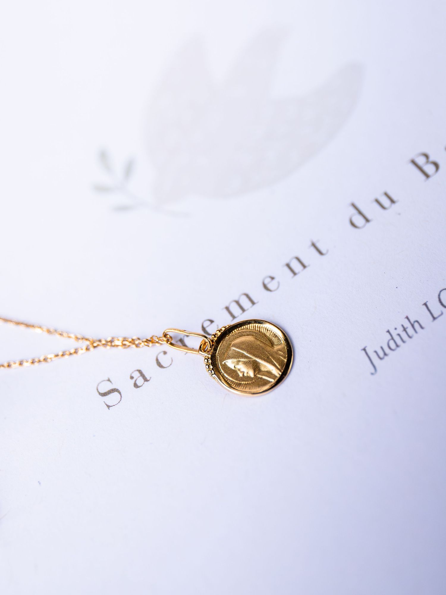 médaille de baptême