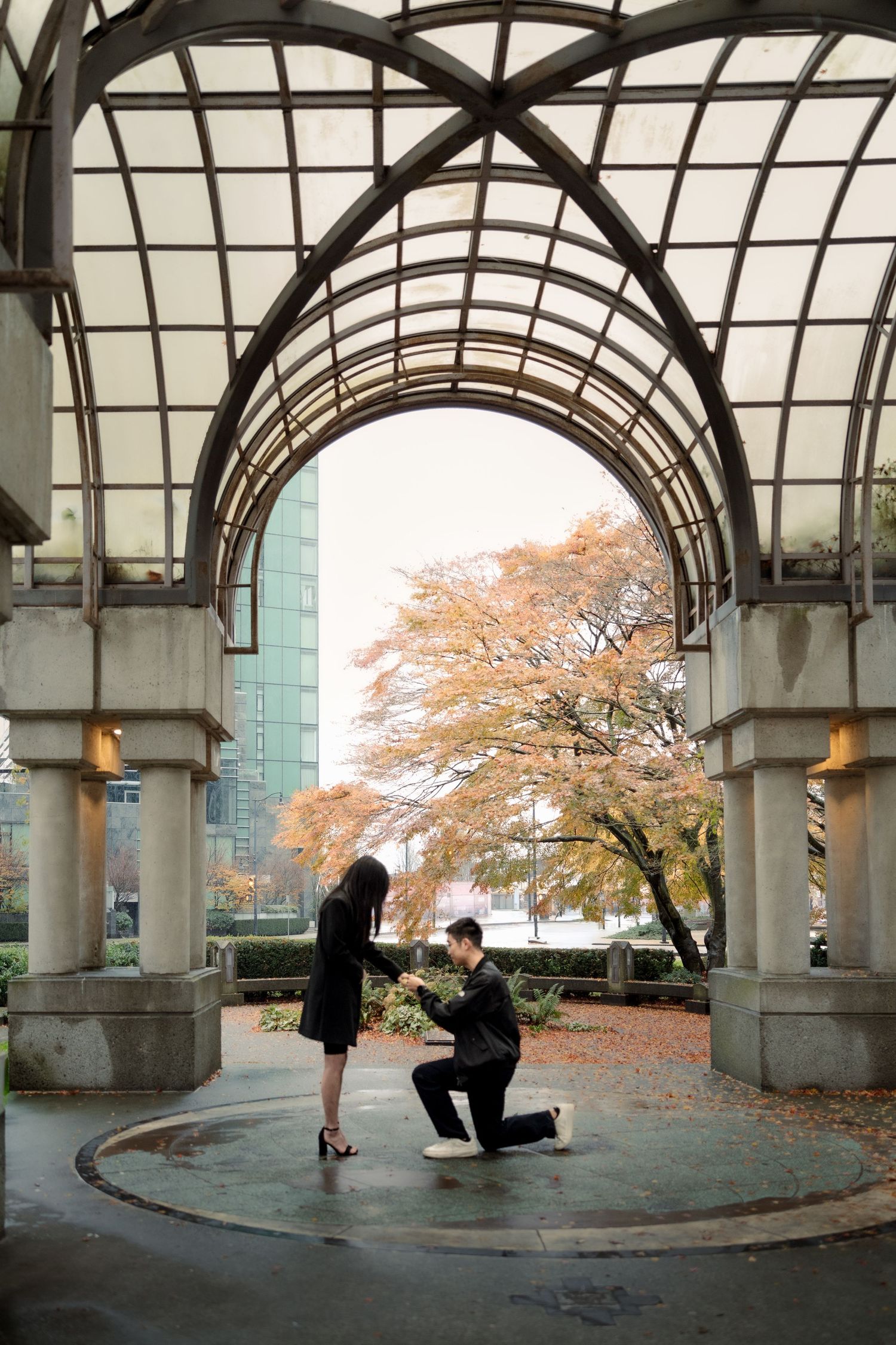 downtown Vancouver rainy couples session, umbrella photography, proposal photography, engagement session, she said yes