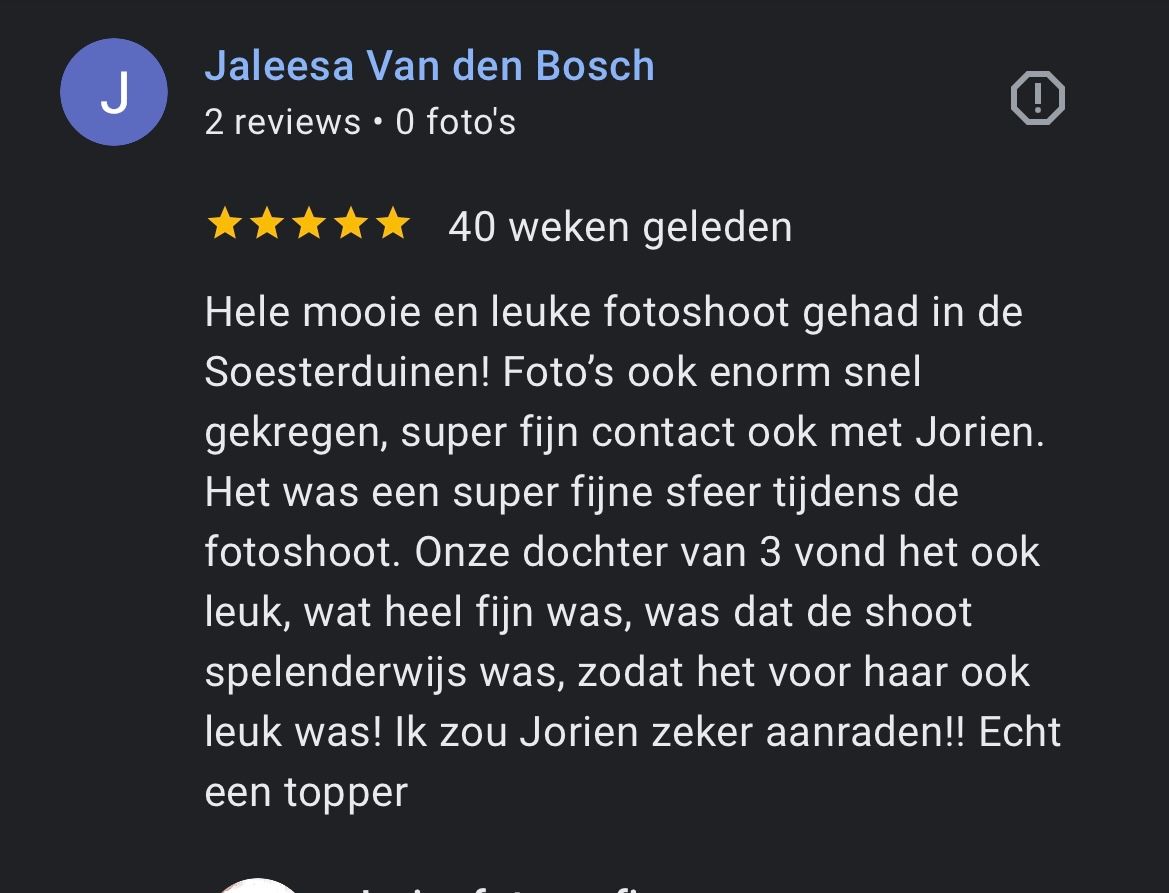Five-star Google review in Dutch praising a photoshoot experience in Soesterduinen with photographer Jorien, rated 40 weeks ago.