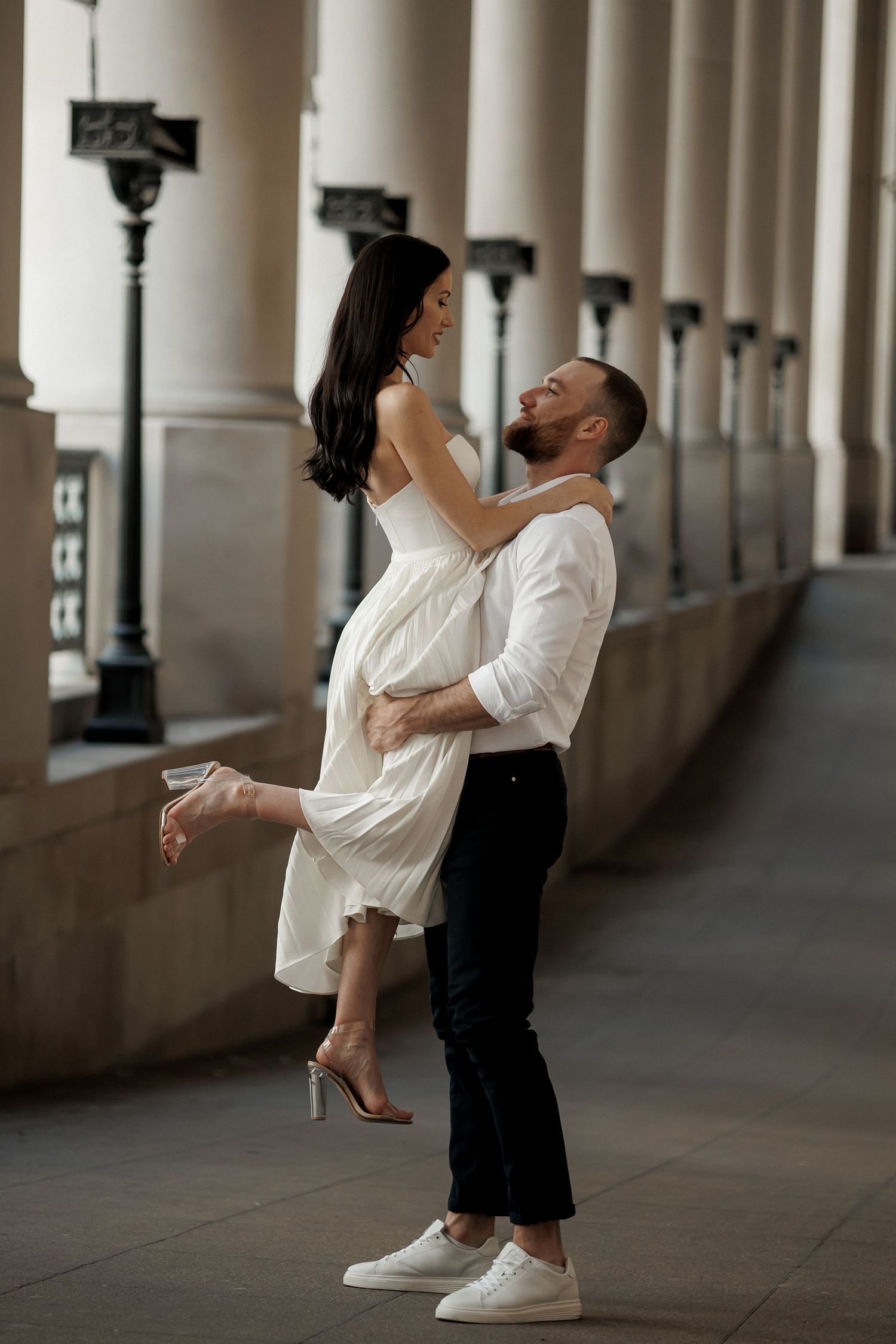Editorial style downtown Toronto engagement session at Union Station - one of my favourite Toronto photography locations for photos.