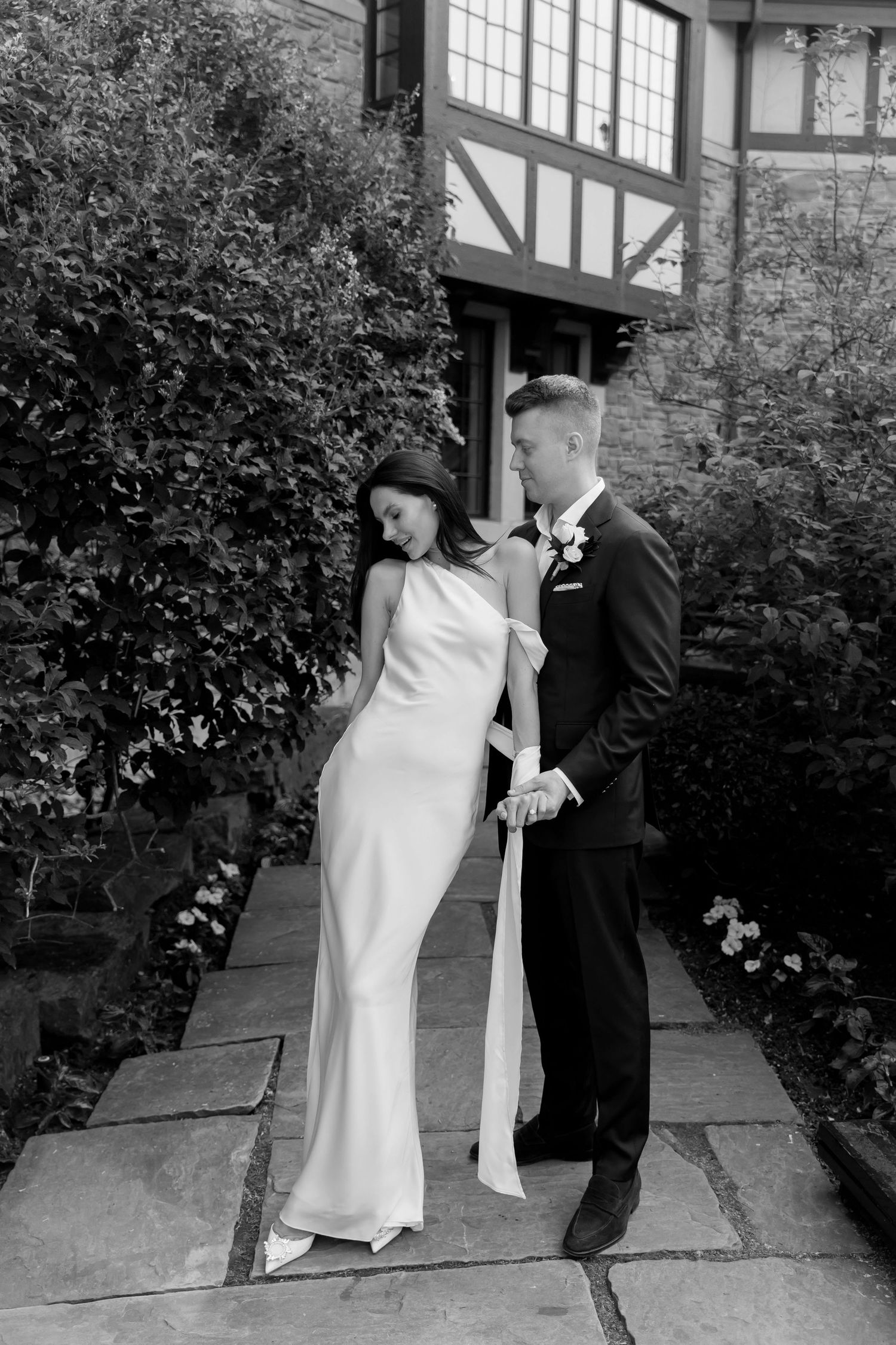 Elegant editorial style wedding and engagement photos shot in Toronto, Ontario. Canadian photographer available for destination weddings.