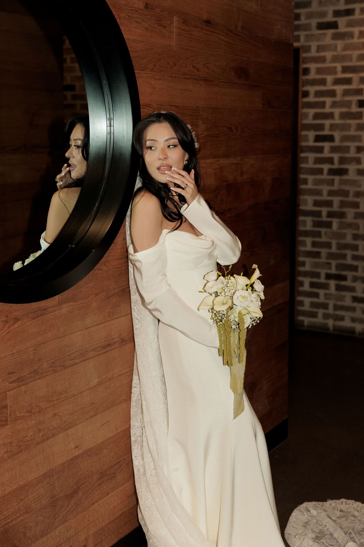 Cozy Candlelit Wedding at Spencer's at the Waterfront in Burlington, Canada by Milk Photography
