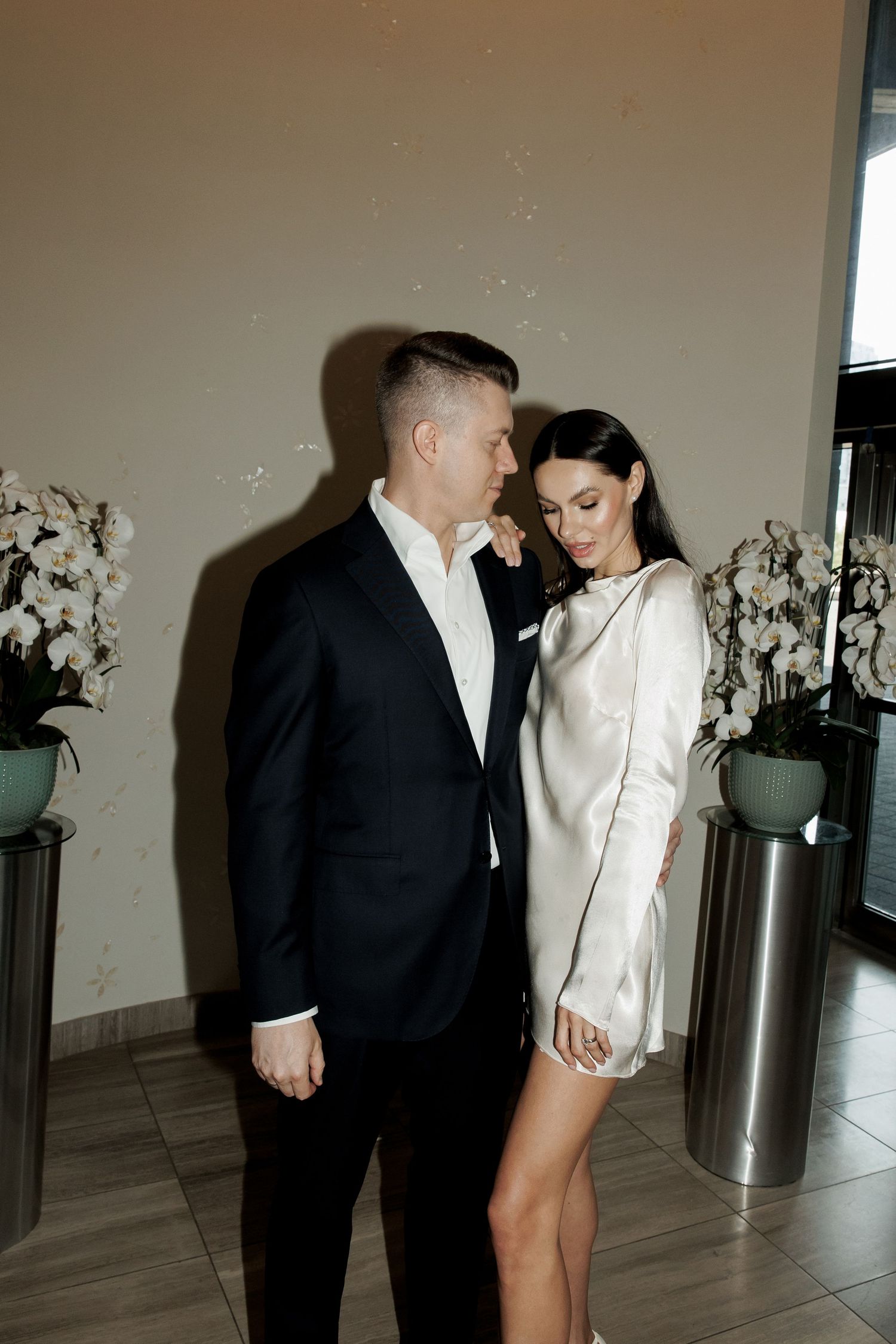 Vintage and editorial style civil wedding photos in Toronto, Ontario at Toronto City Hall. Canadian wedding photographer.