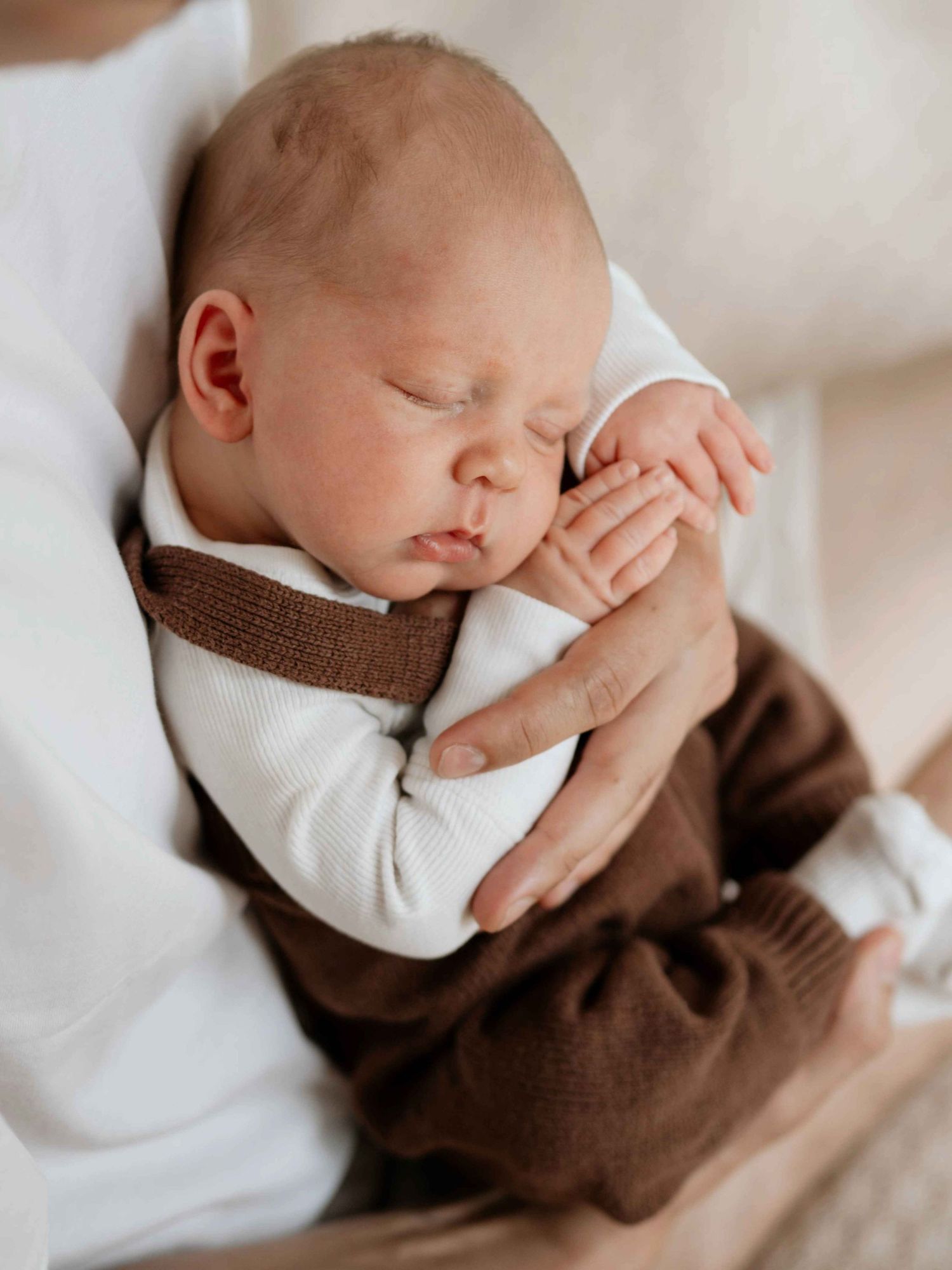 newbornkuvaus/newbornkuvauskuopio/vastasyntyneenkuvaus/valokuvaajakuopio