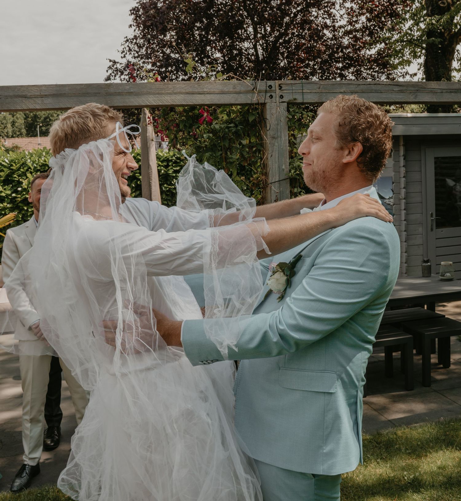 Een grapje op deze speciale dag | Carmen Roossien Fotografie