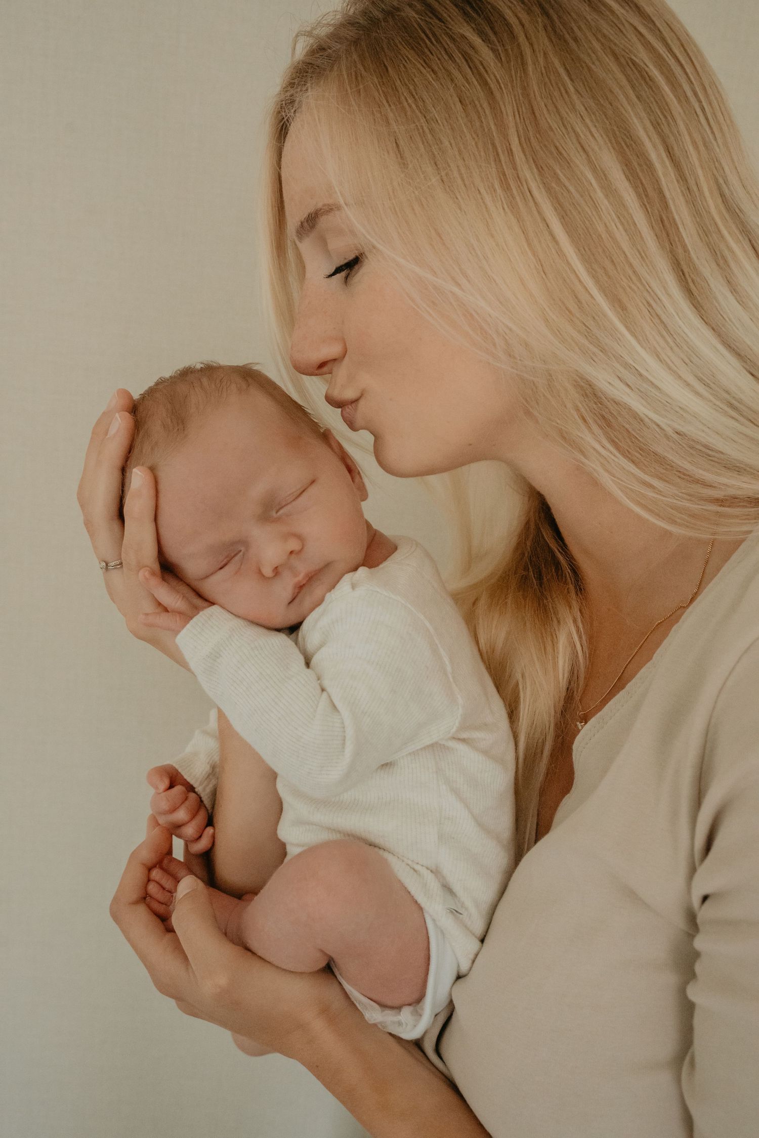 Womb houding | Carmen Roossien Fotografie