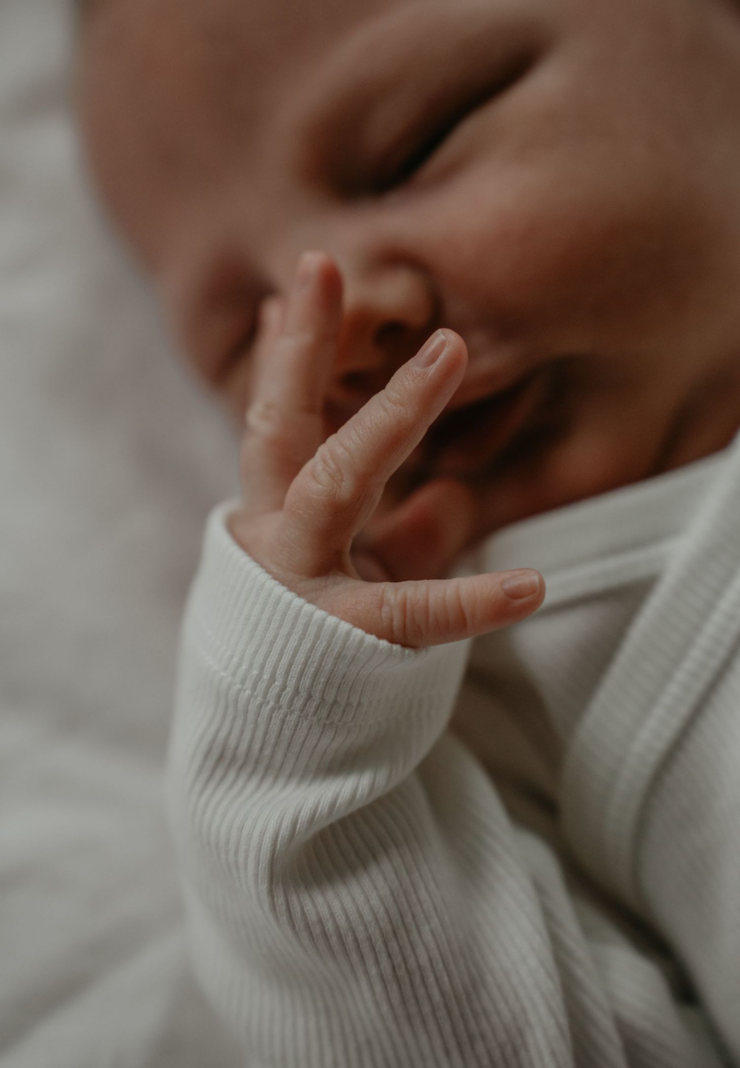 Kleine handjes | Carmen Roossien Fotografie