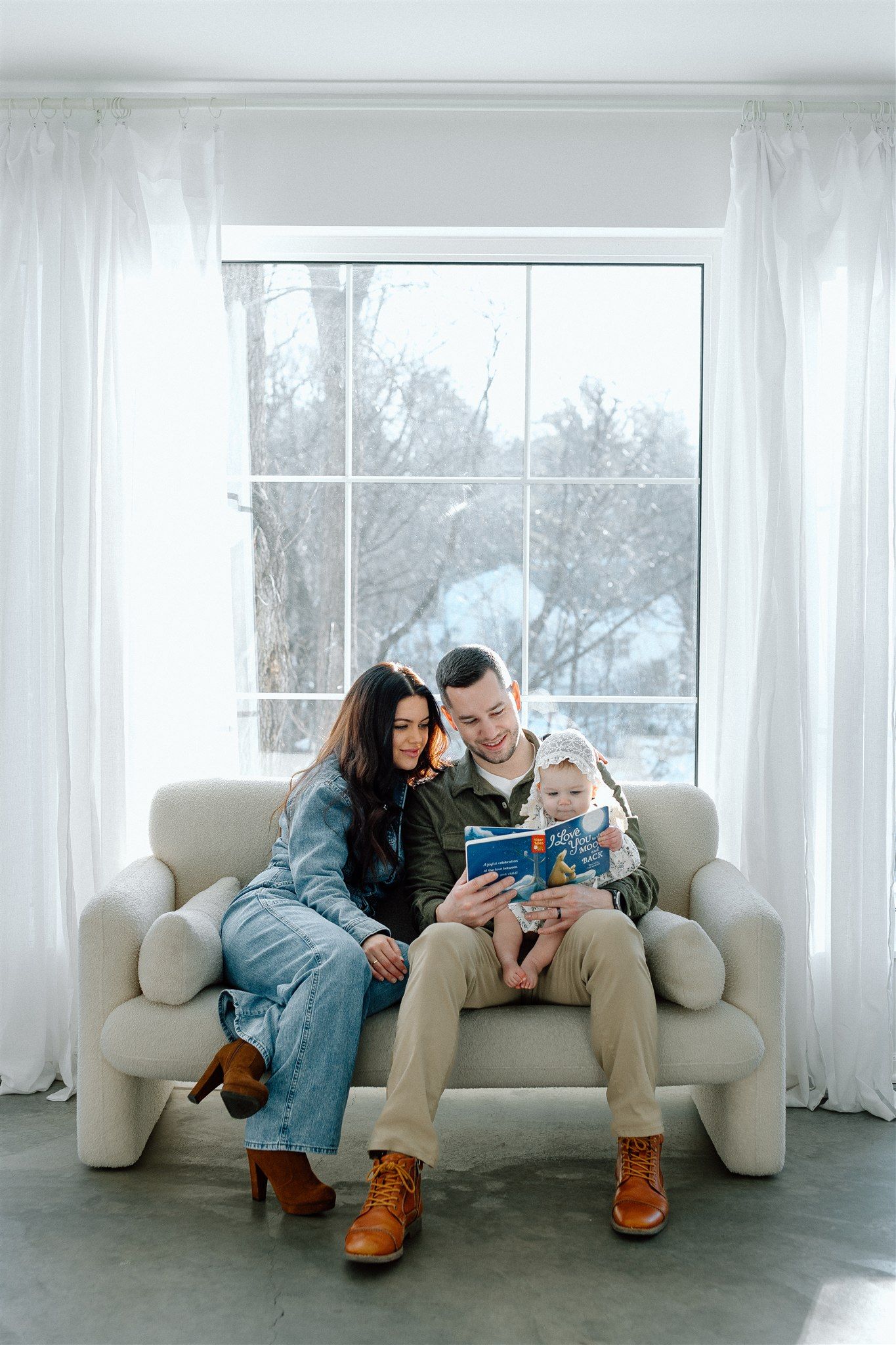 Family Photos in studio in Minnetonka, Minnesota. Photos taken by Makayla Miranda Photo.