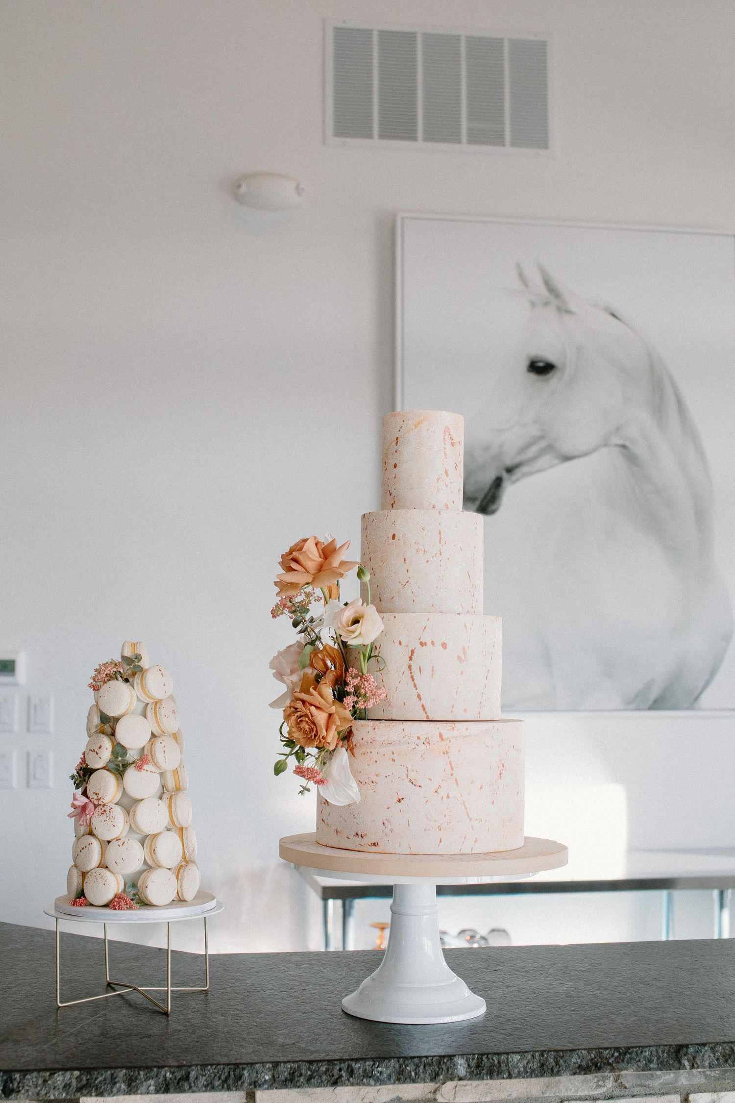 Wedding styled shoot cake details in Denver, Colorado. Photos taken by Makayla Miranda Photo.
