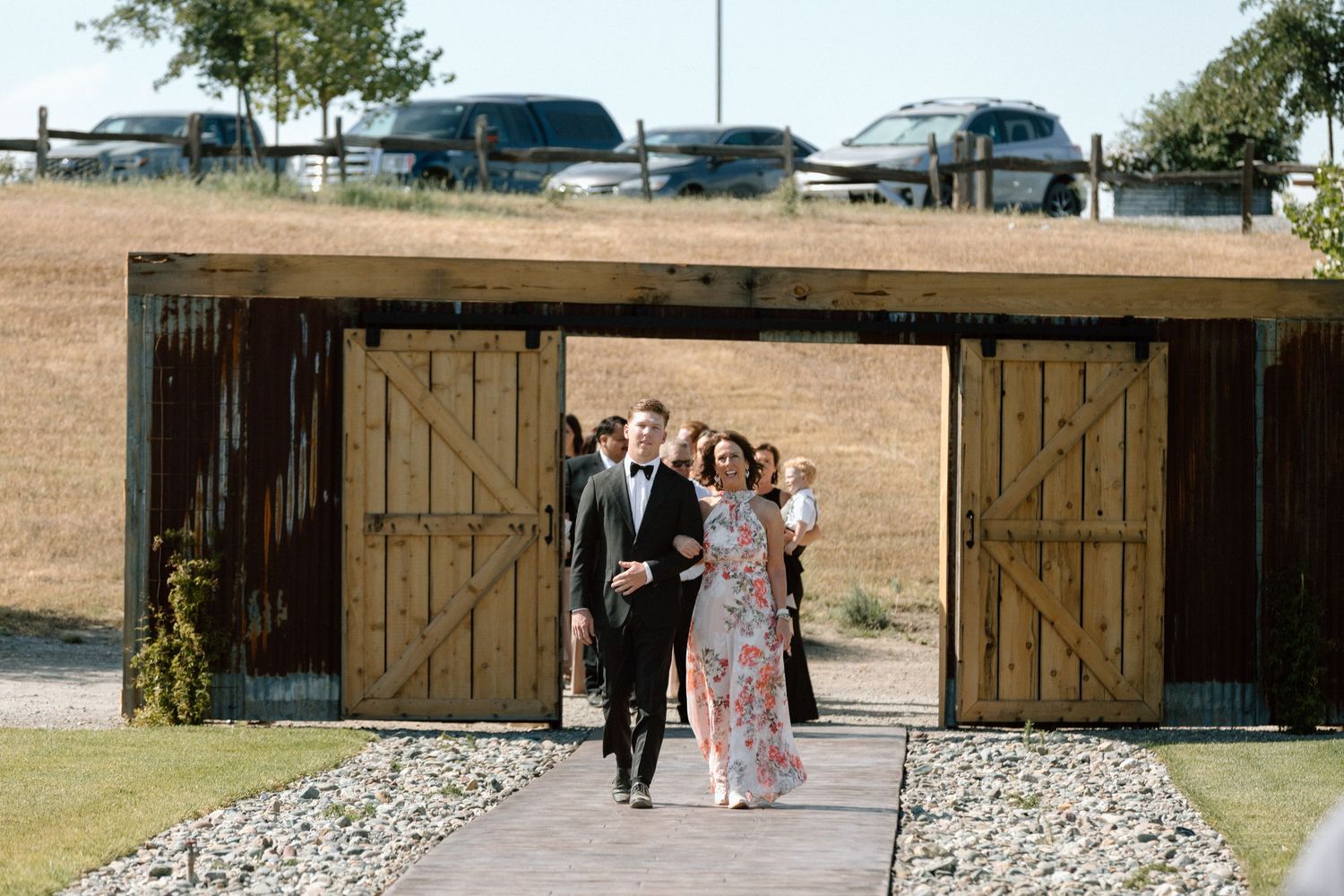 Couple on wedding day Cottonwood, California, captured by Makayla Miranda Photo.