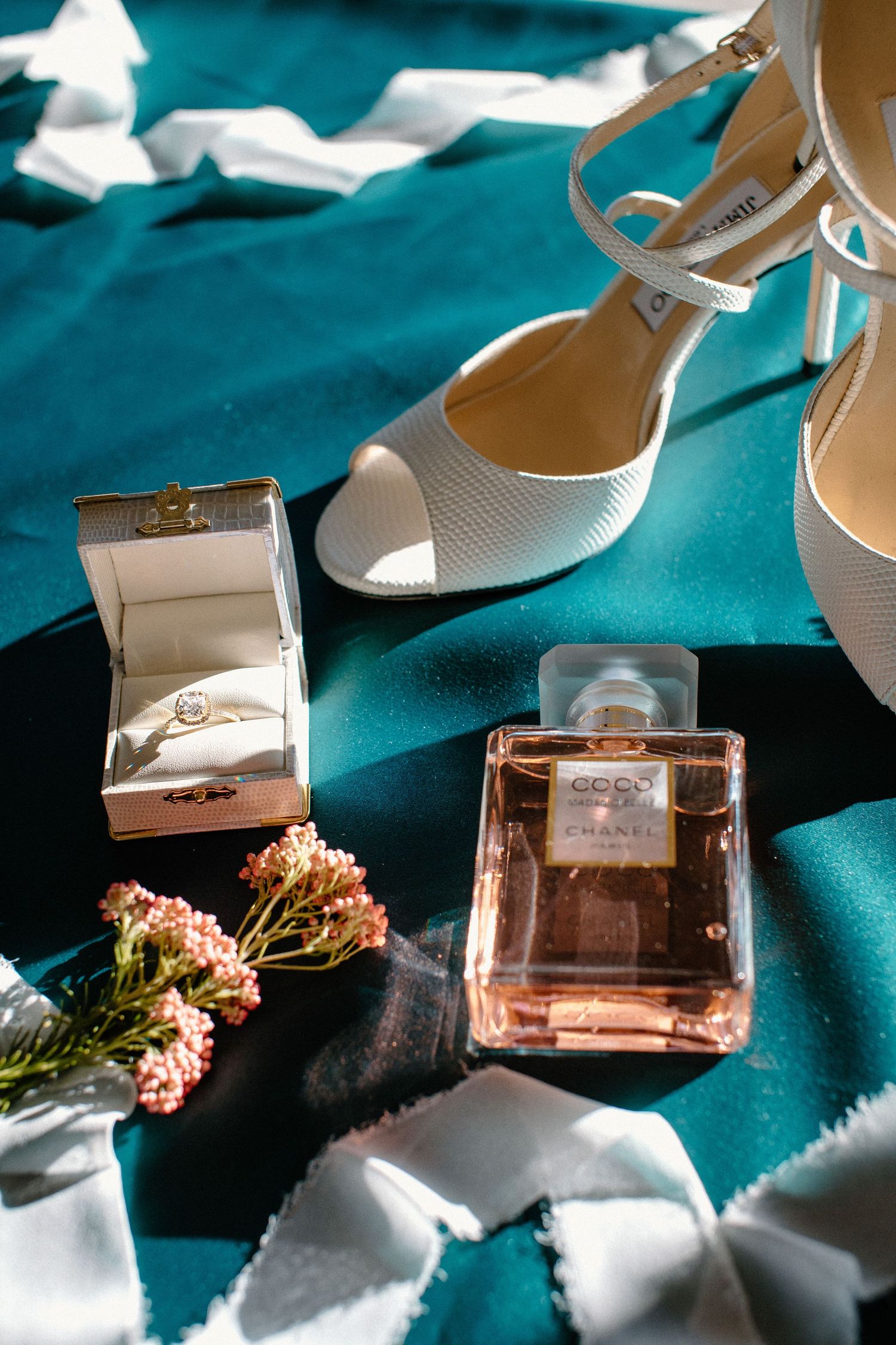 Wedding styled shoot details in Denver, Colorado. Photos taken by Makayla Miranda Photo.