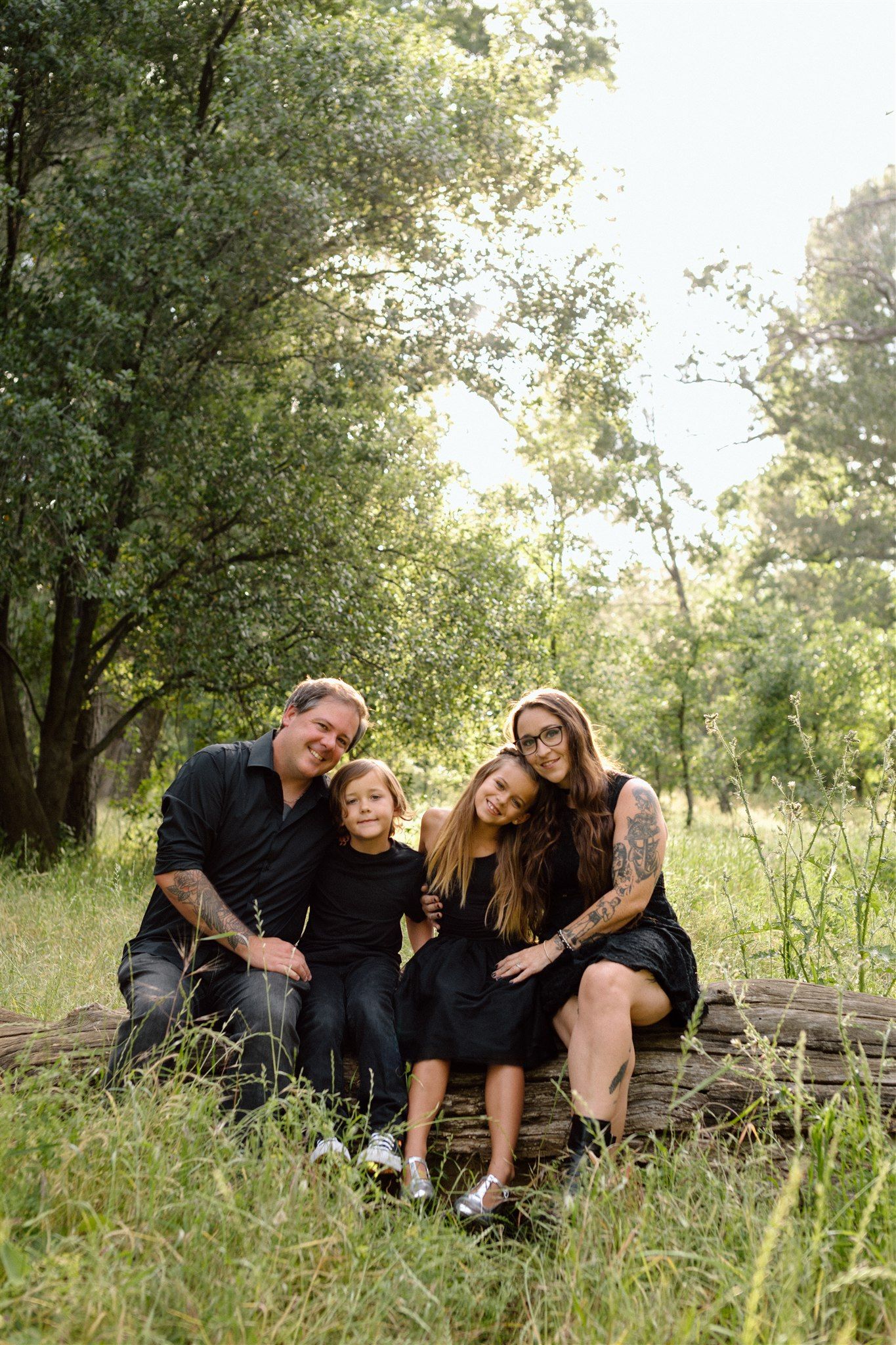 Family Photos taken at Lema Ranch in Redding, California. Photos taken by Makayla Miranda Photo.