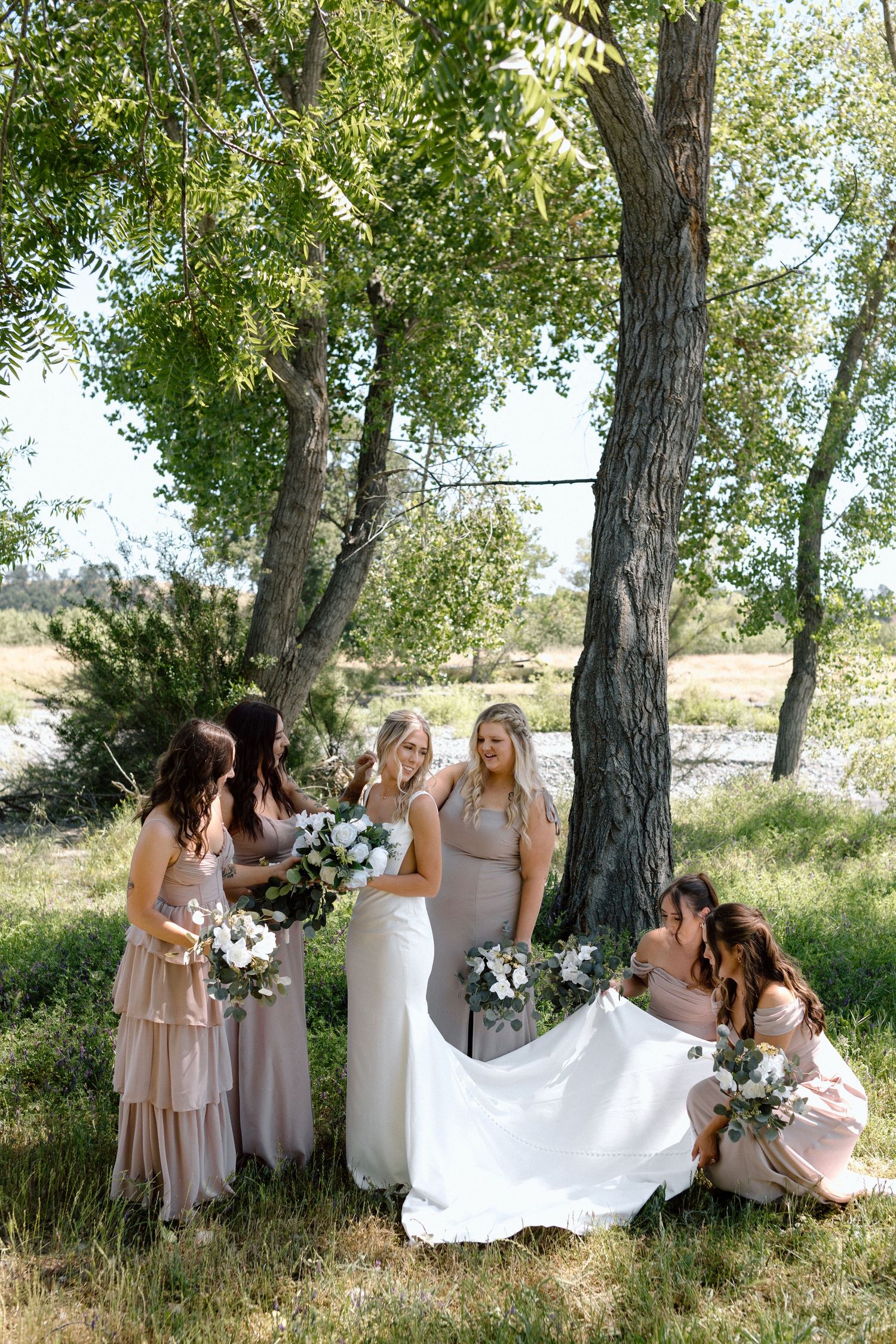 Bridal party on wedding day Cottonwood, California, captured by Makayla Miranda Photo.