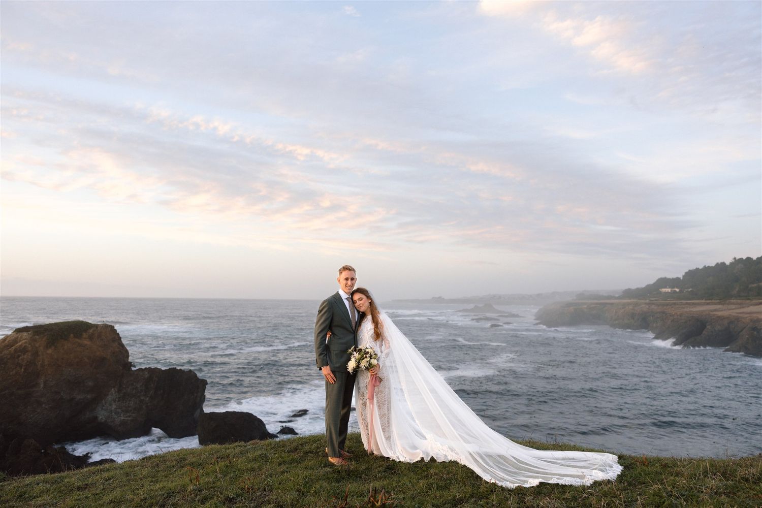 Wedding day in Mendocino, California at Spring Ranch. Photo taken by Makayla Miranda Photo.