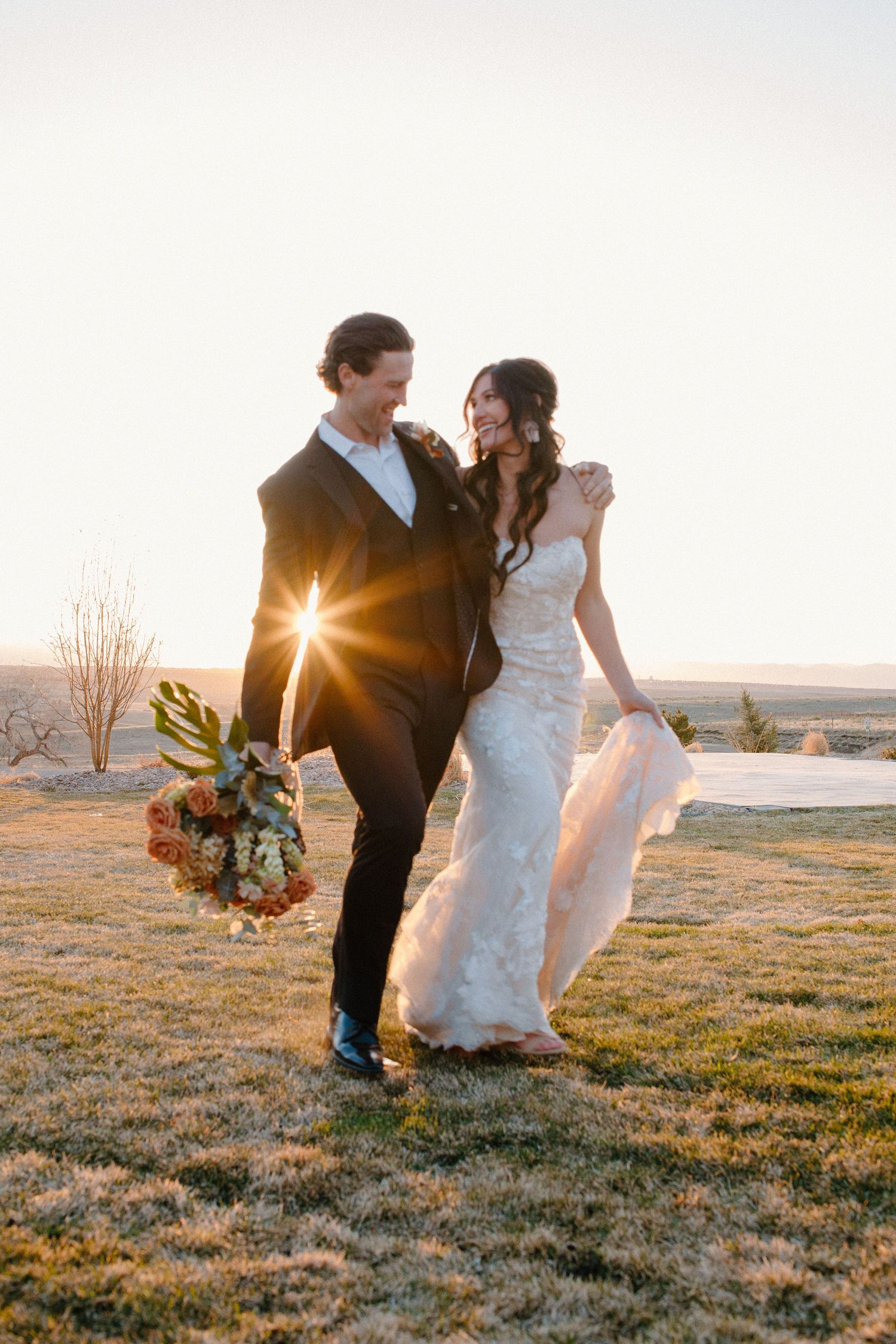 Wedding styled shoot at Bonnie Blues Event Venue in Denver, Colorado. Photos taken by Makayla Miranda Photo.