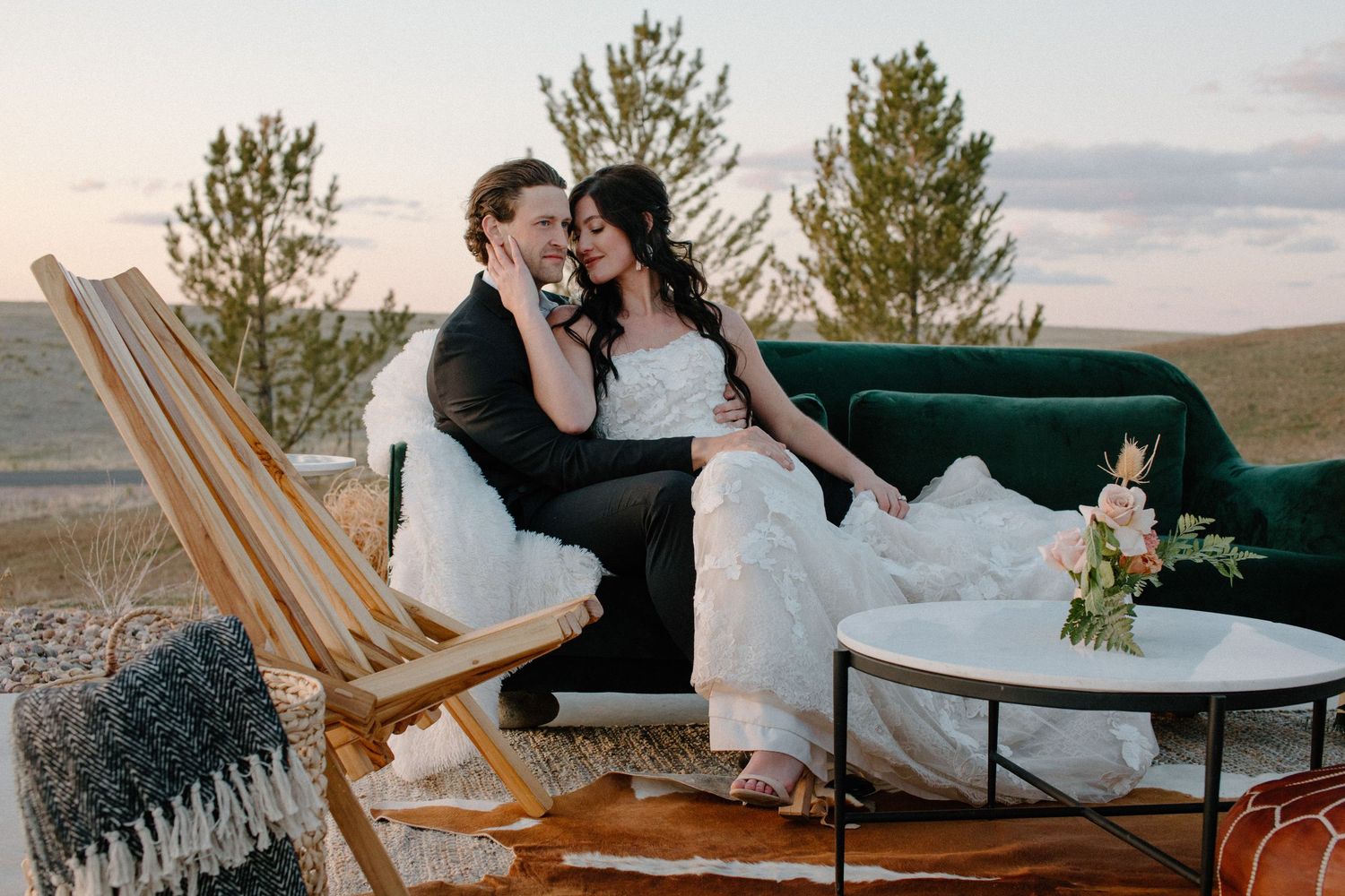 Wedding styled shoot at Bonnie Blues Event Venue in Denver, Colorado. Photos taken by Makayla Miranda Photo.