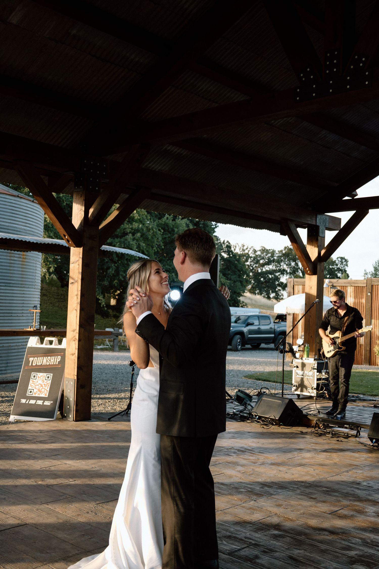 Couple on wedding day Cottonwood, California, captured by Makayla Miranda Photo.
