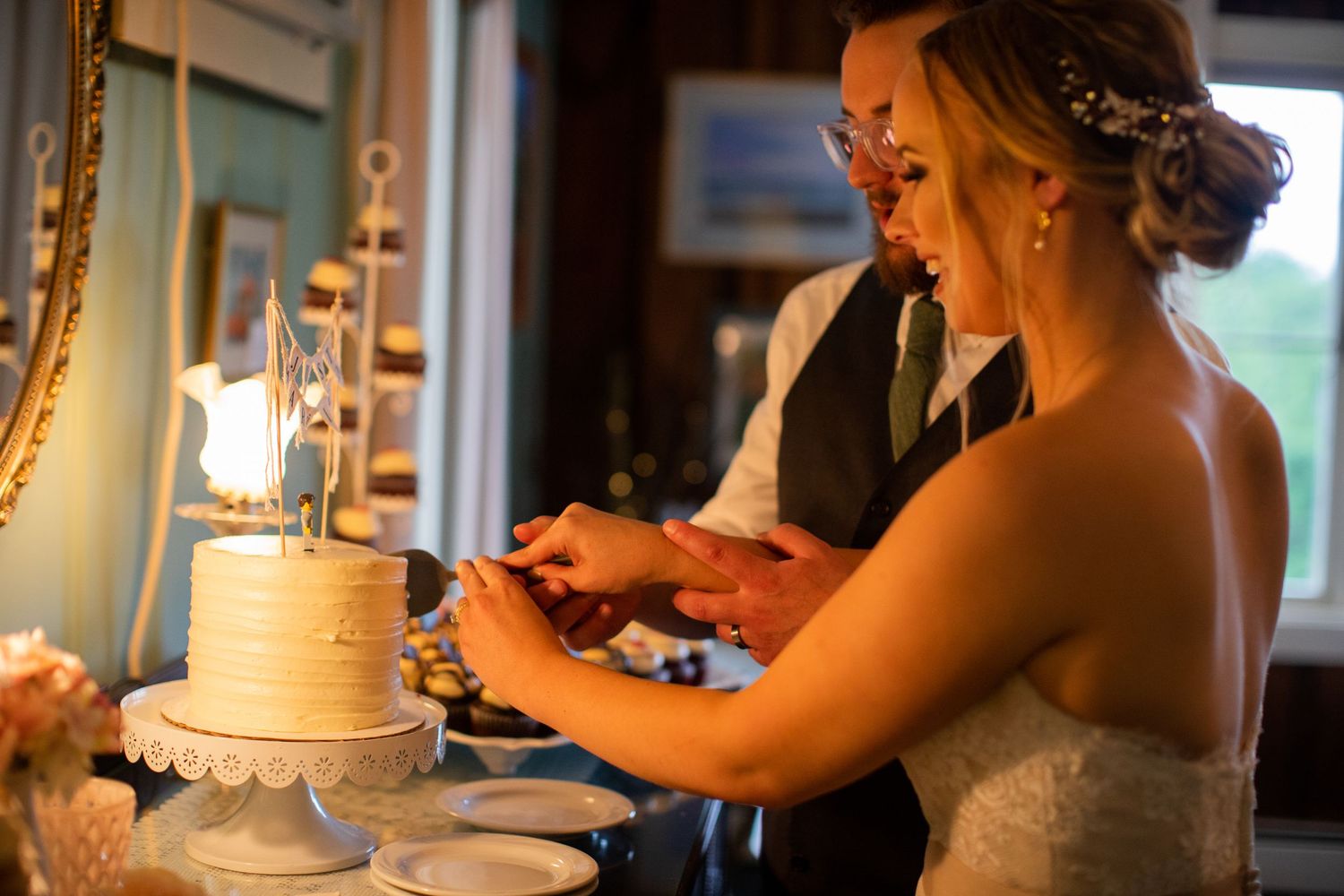 Wedding Couple Photography Central Massachusetts Small Intimate Micro Wedding Elopement MA Mass Worcester Millbury Auburn Grafton Sutton