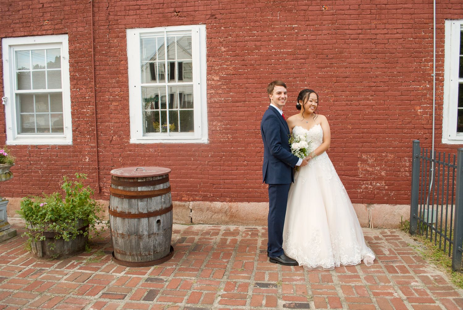 Wedding Couple Photography Central Massachusetts Small Intimate Micro Wedding Elopement MA Mass Worcester Millbury Framingham Newton
