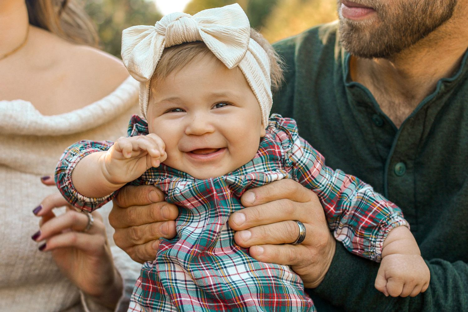 family holiday mini session. photography Christmas card session at Christmas tree farm in Central Massachusetts