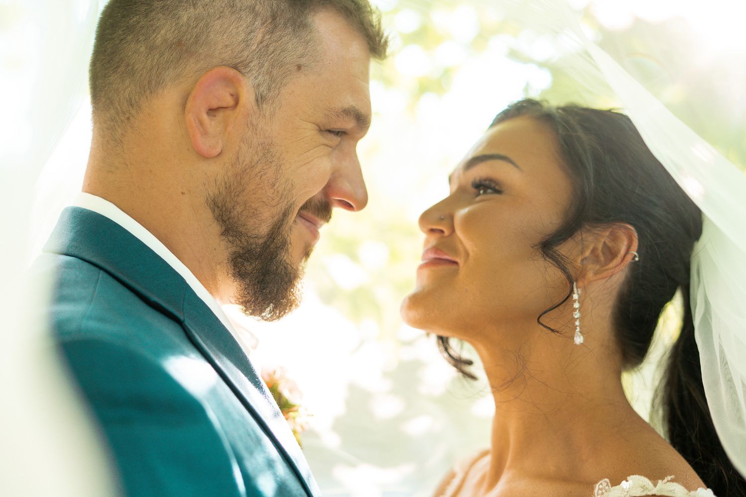 Wedding Couple Photography Central Massachusetts Small Intimate Micro Wedding Elopement MA Mass Worcester Auburn Charlton Oxford Uxbridge