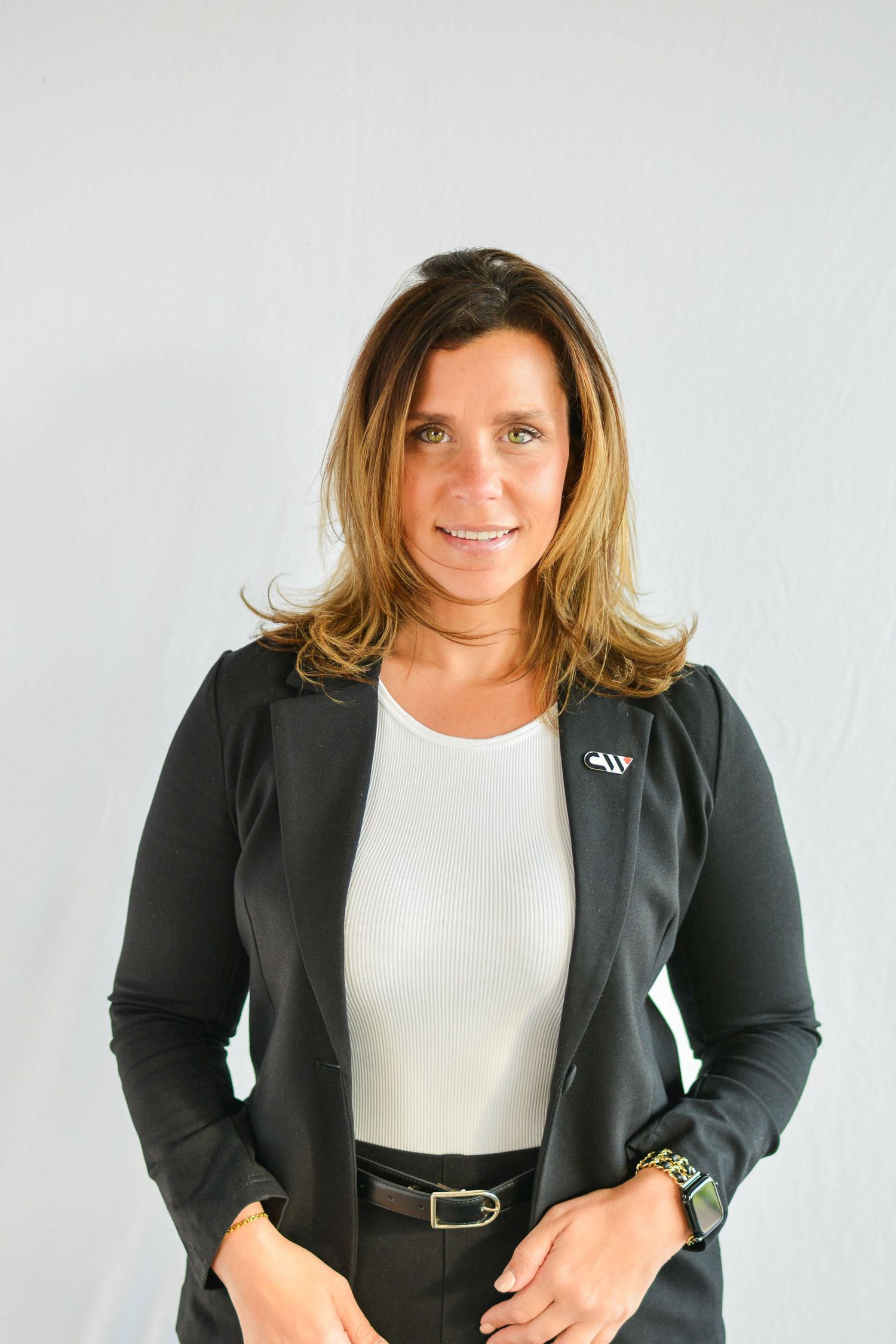 Studio Joki Commercial Brand Headshot Photography