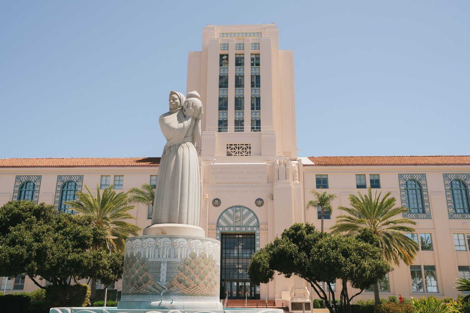 san diego wedding photographer san diego courthouse elopement intimate courthouse wedding ceremony couple portraits downtown san diego