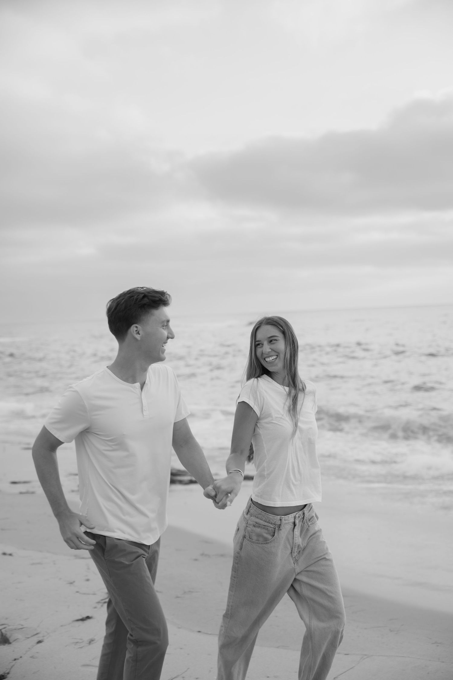 san diego couples photographer windansea beach golden hour engagement photography california coast portraits