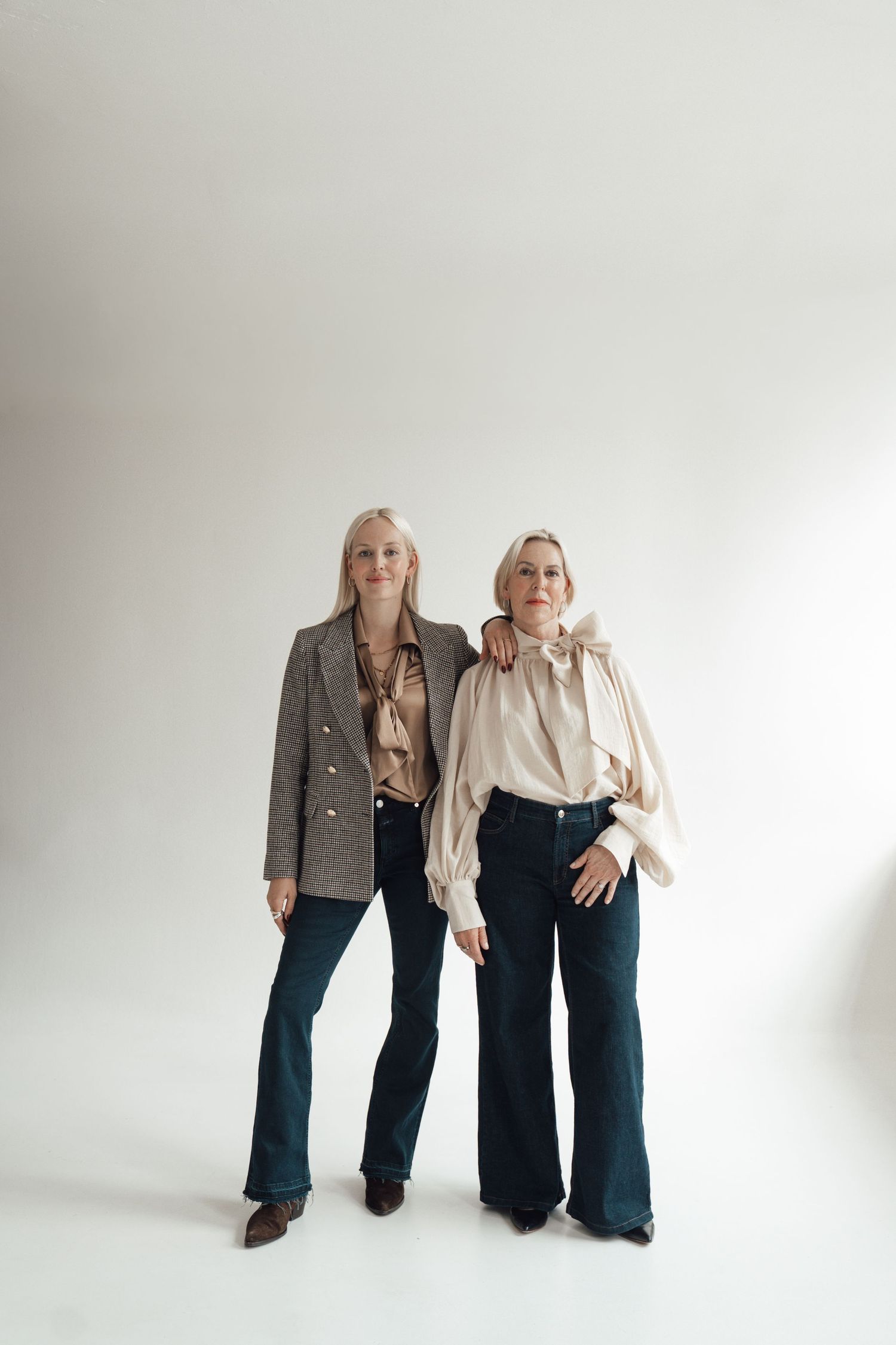 Brand Shooting by WRIEDEN STUDIO