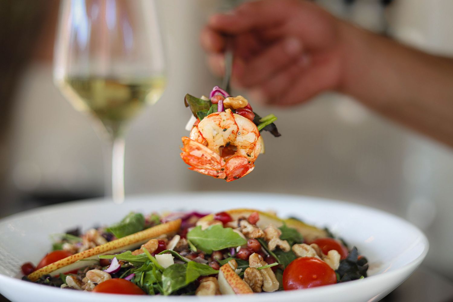 31 d’Armada em Lisboa, restaurante e bar com ambiente moderno e cozinha contemporânea, recomendado pelo Portugal Indica