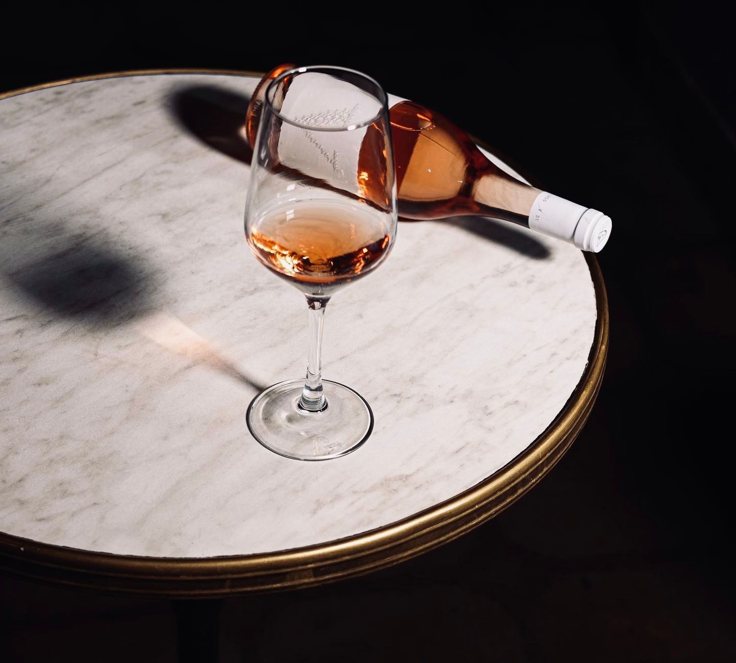 31 d’Armada em Lisboa, restaurante e bar com ambiente moderno e cozinha contemporânea, recomendado pelo Portugal Indica