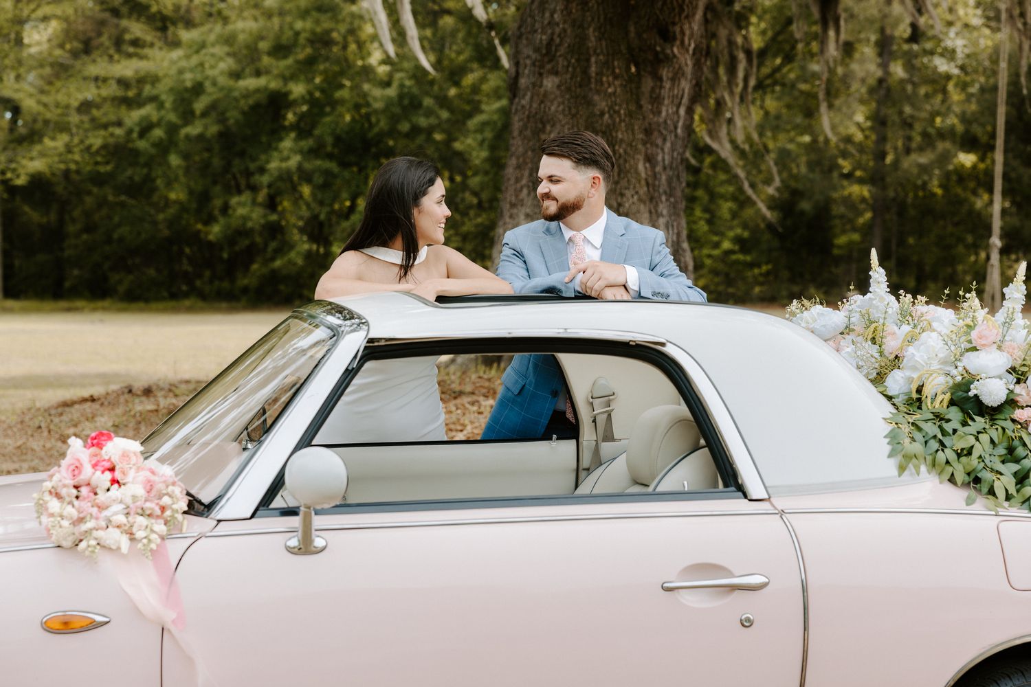 Charleston wedding/engagement/couple photos at Pine Creek Place