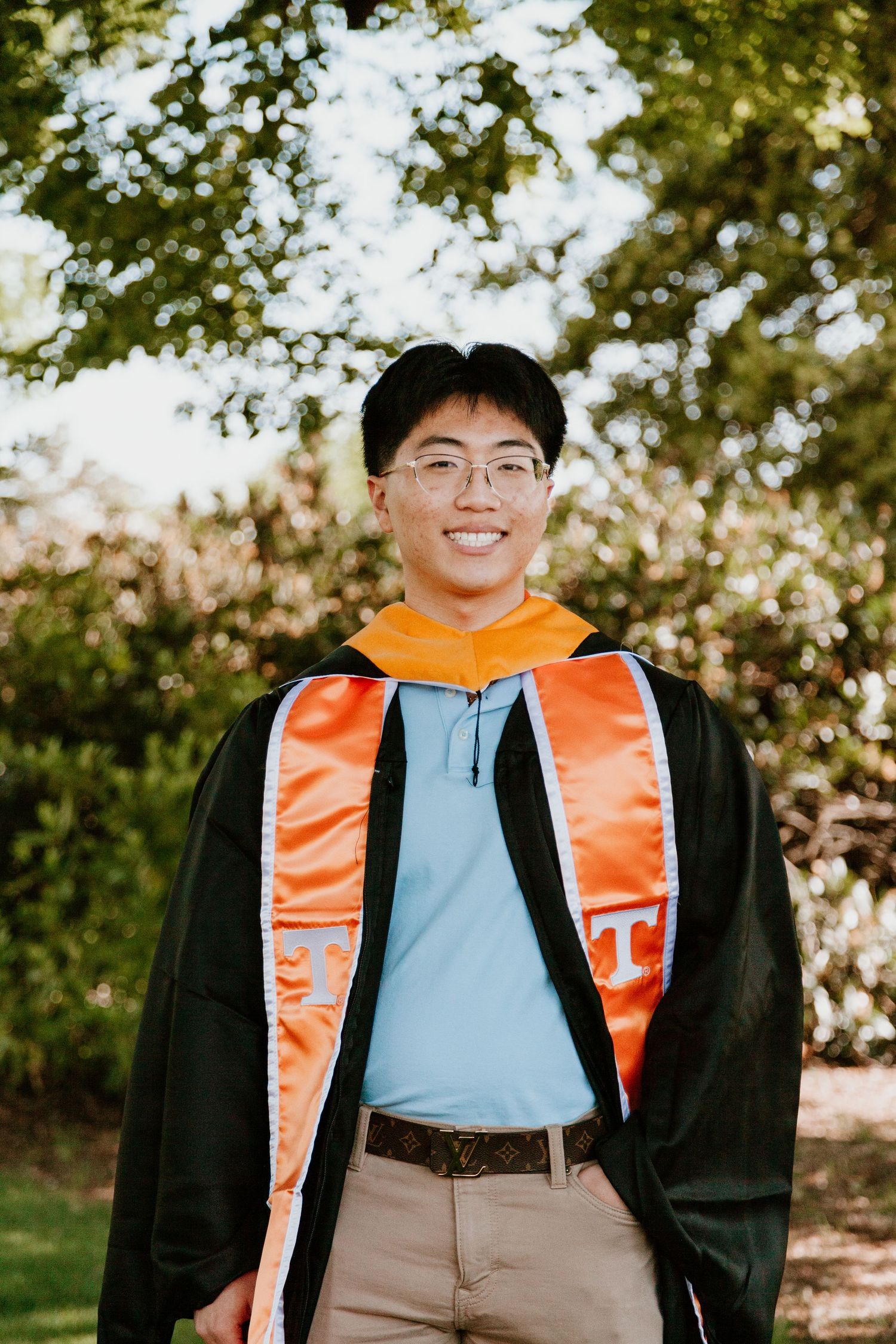 East Tennessee senior graduation photography at University of Tennessee